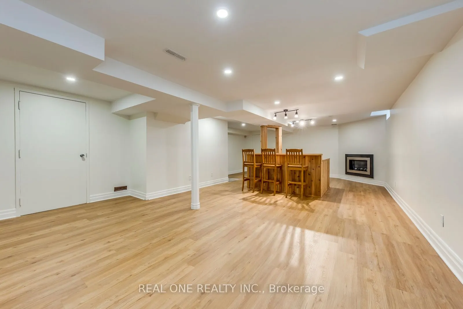 3310 Jackpine Road