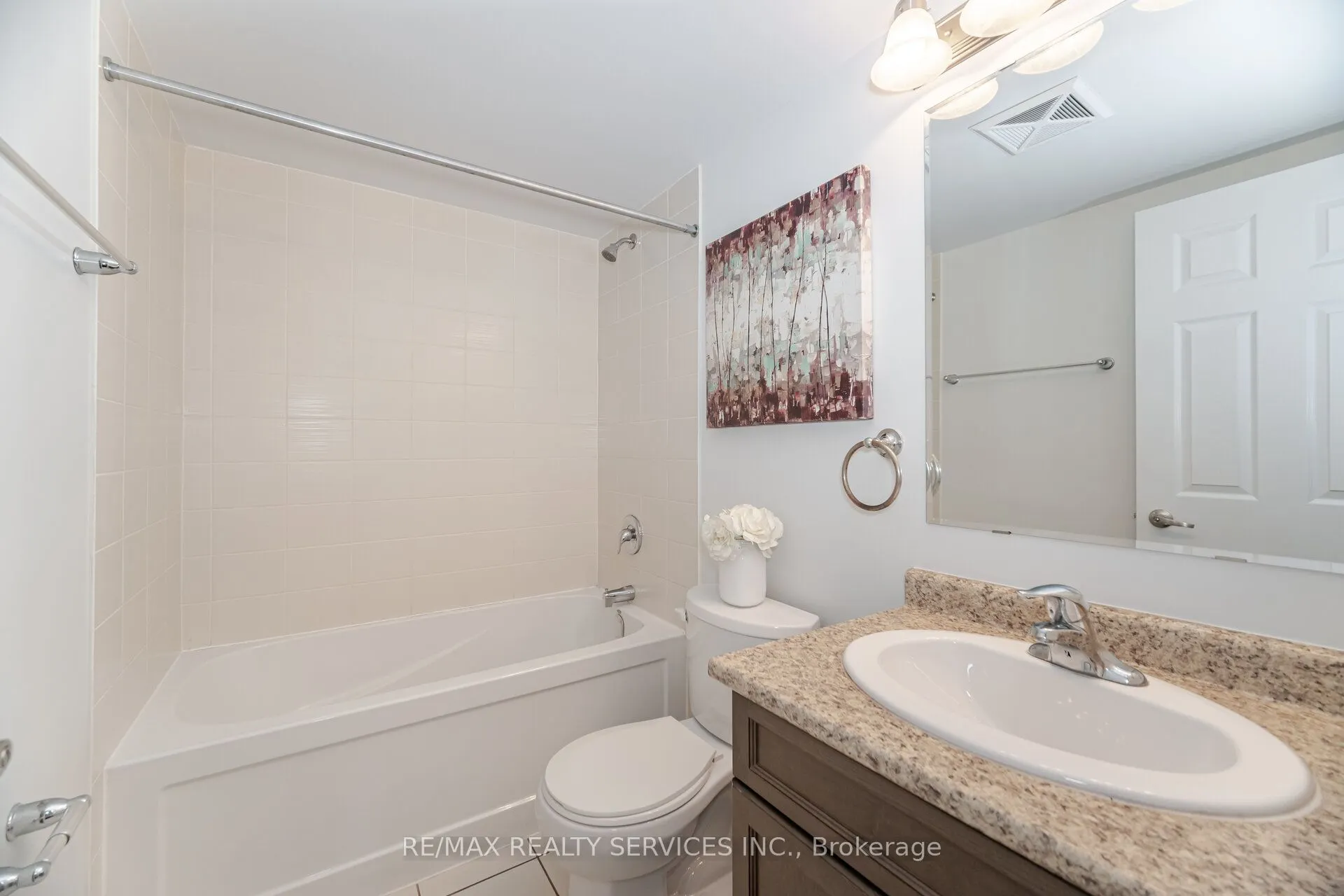 60 Baycliffe Crescent, #301