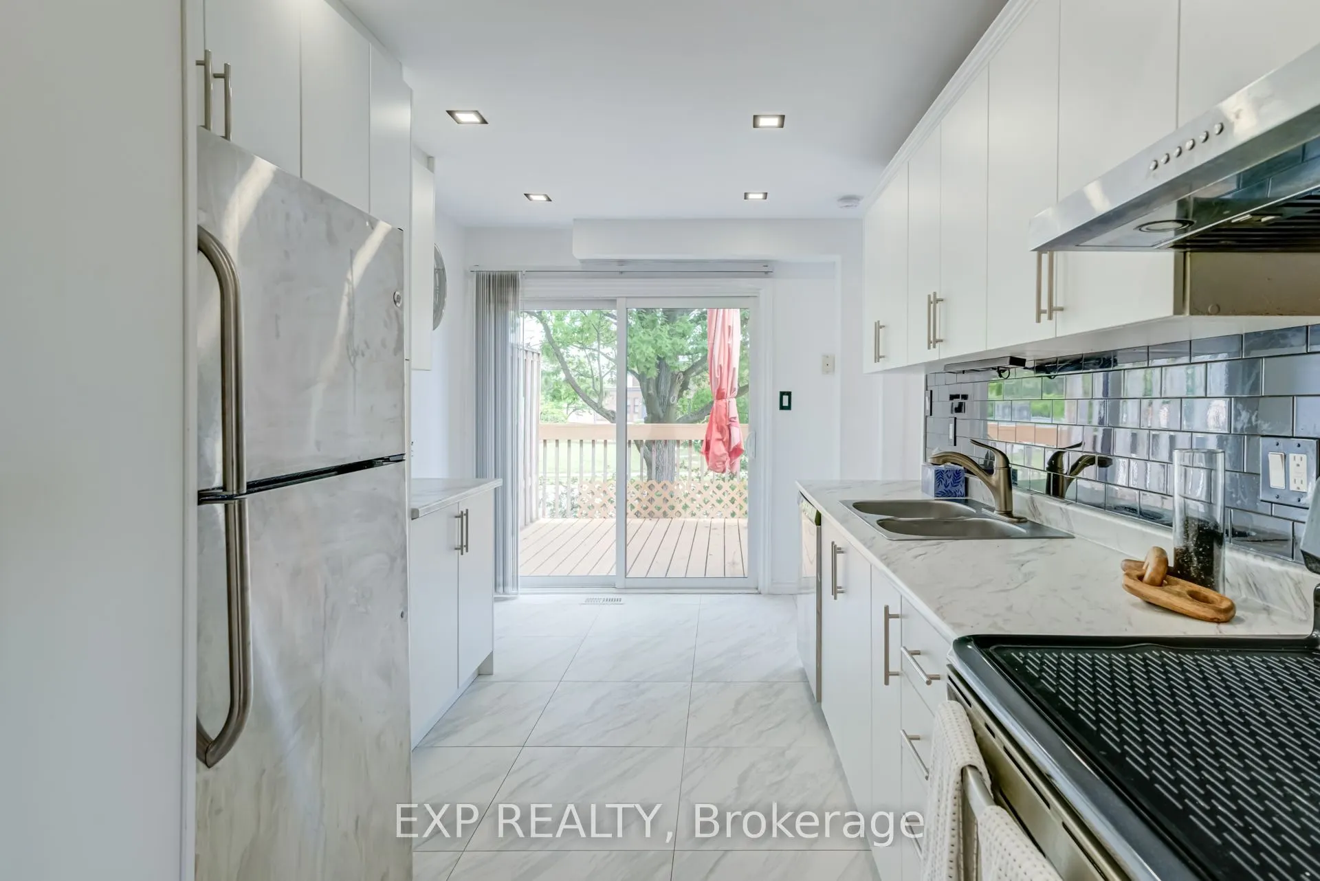 6780 Formentera Avenue, #29