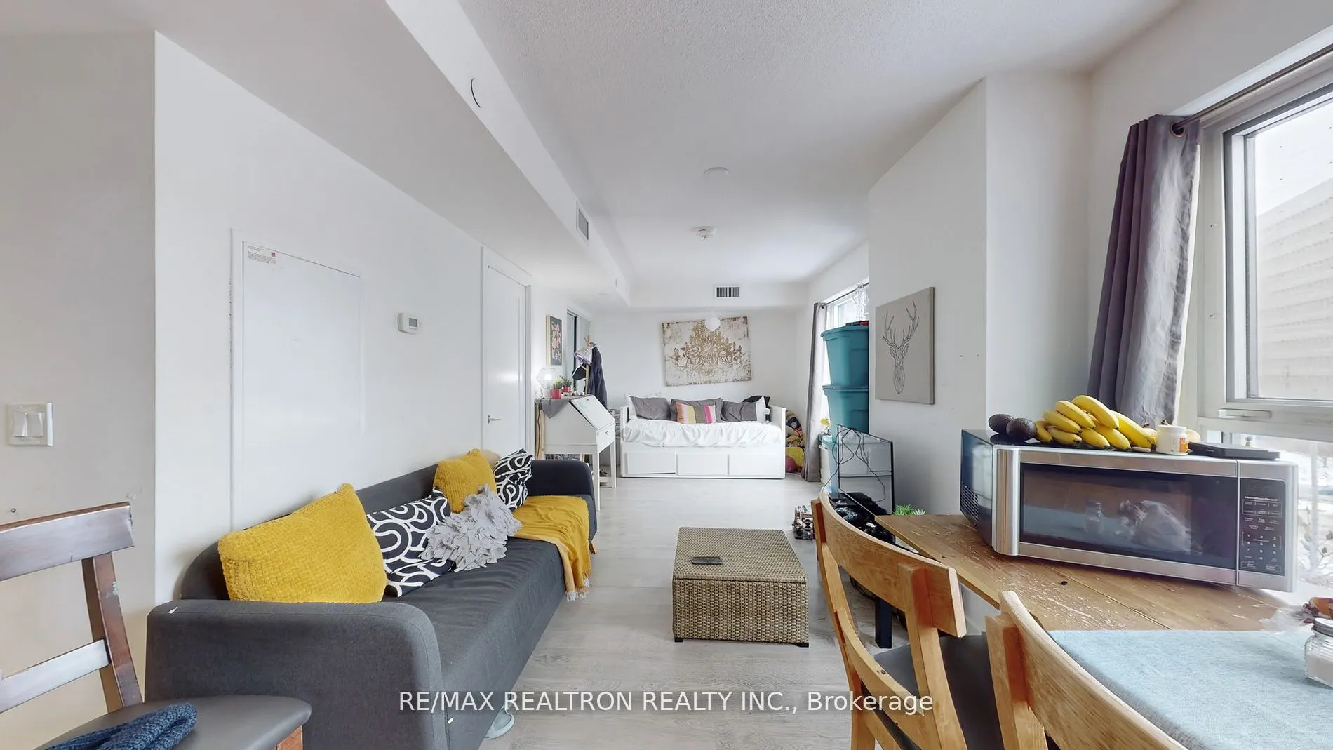 7 Mabelle Avenue, #308A