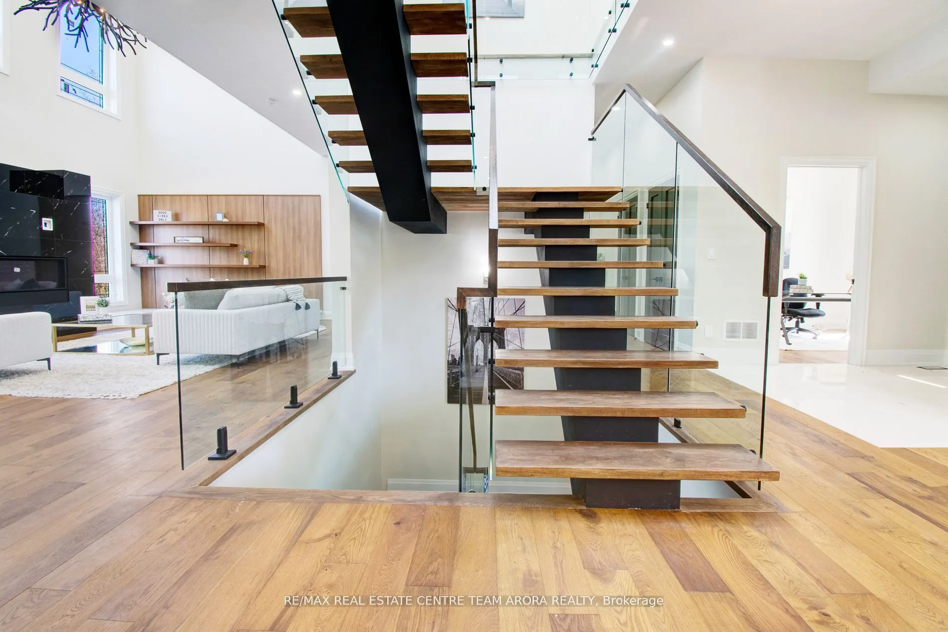 1325 Rebecca Street