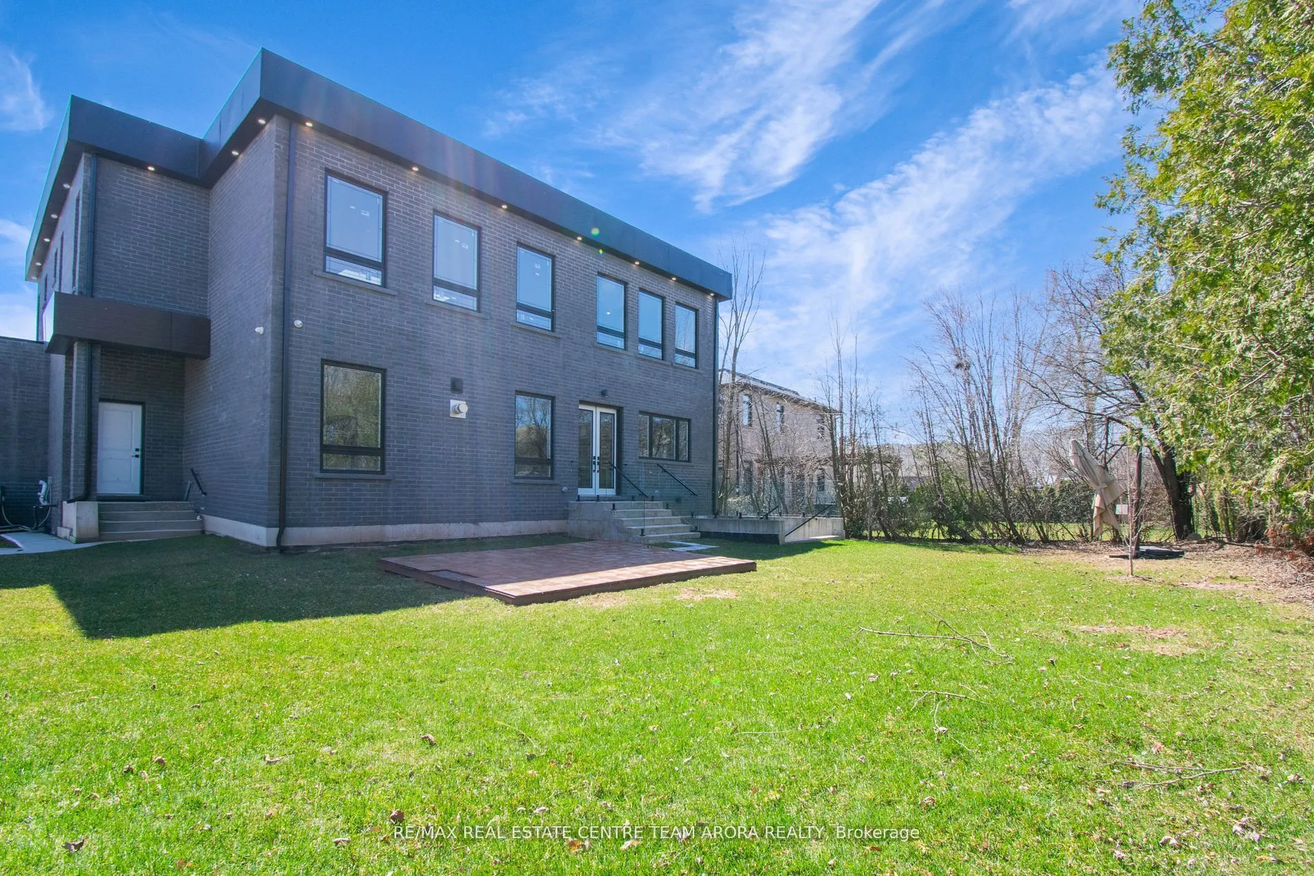 1325 Rebecca Street