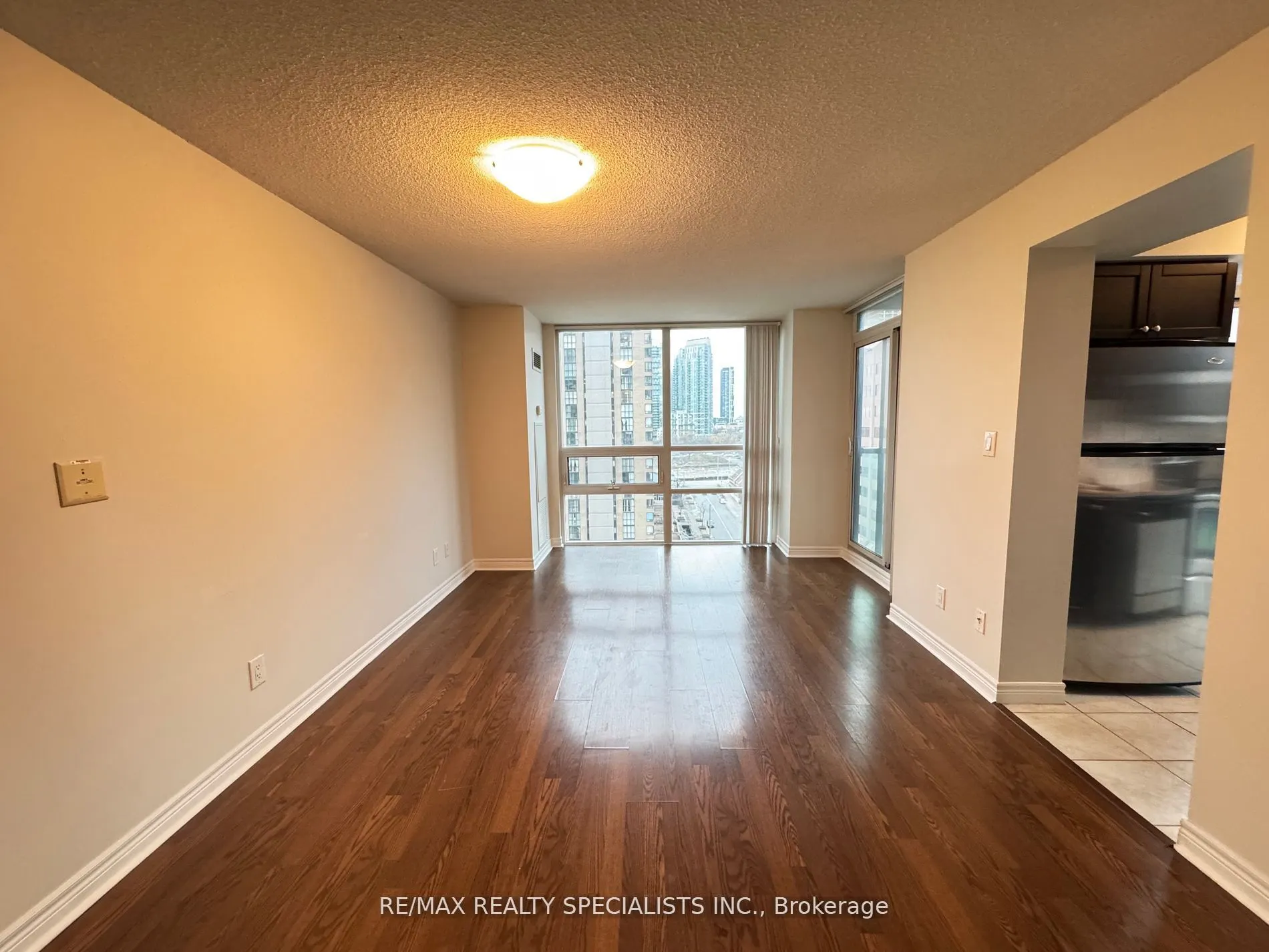 208 Enfield Place, #1508
