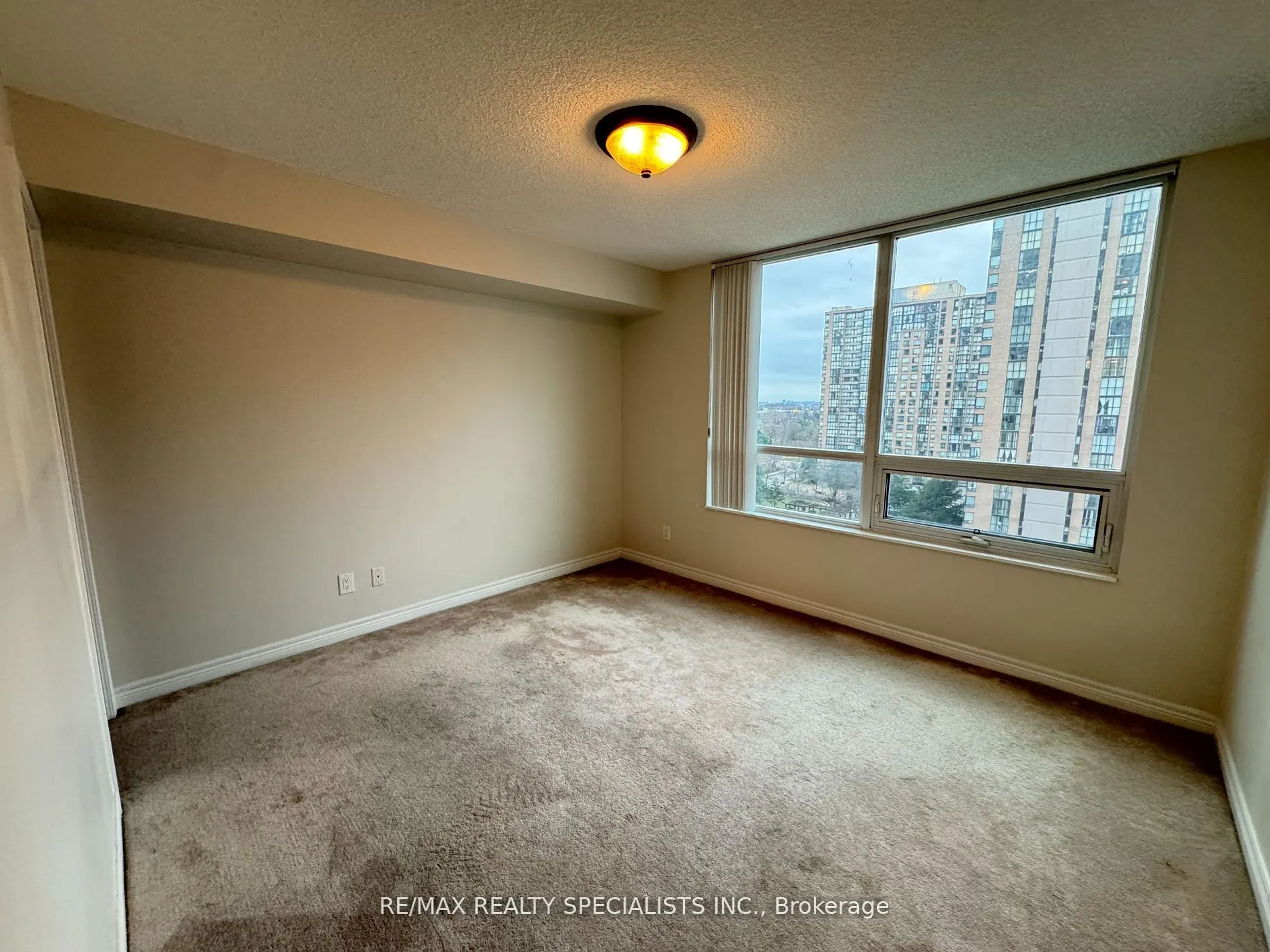 208 Enfield Place, #1508