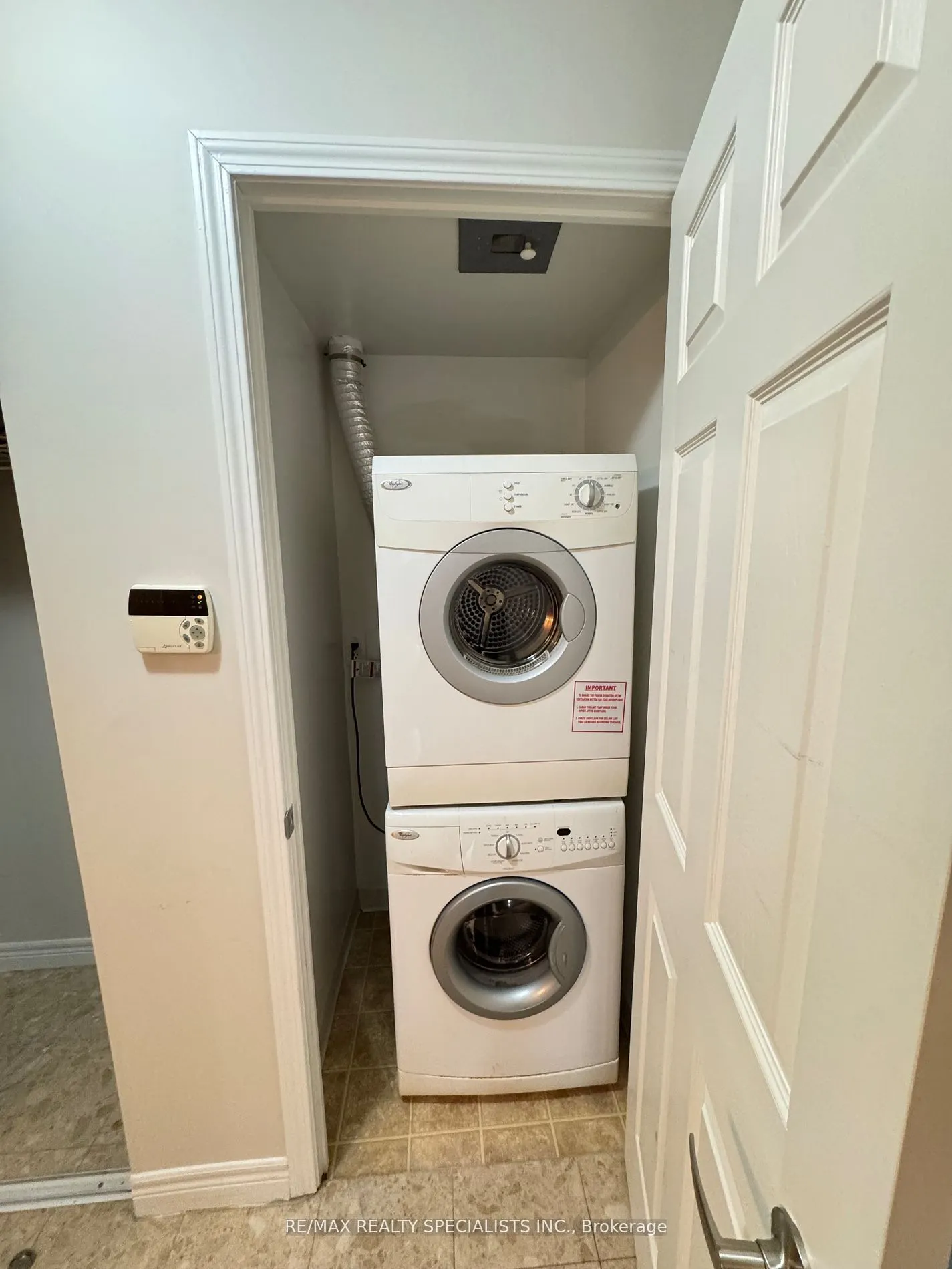 208 Enfield Place, #1508