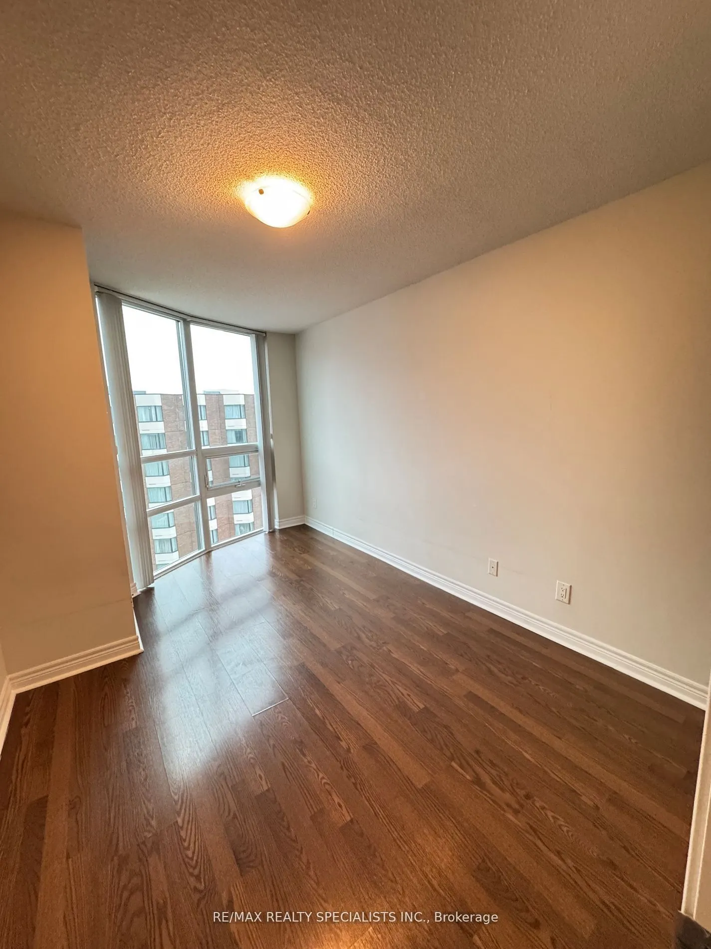 208 Enfield Place, #1508