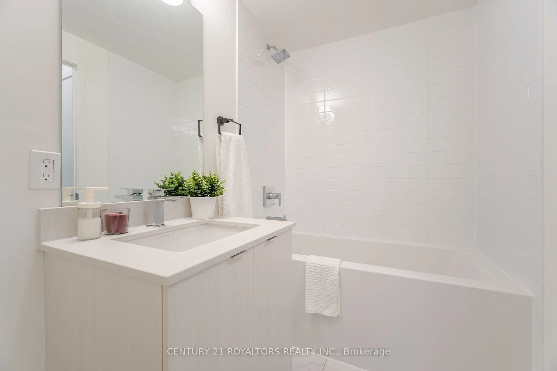859 The Queensway, #509