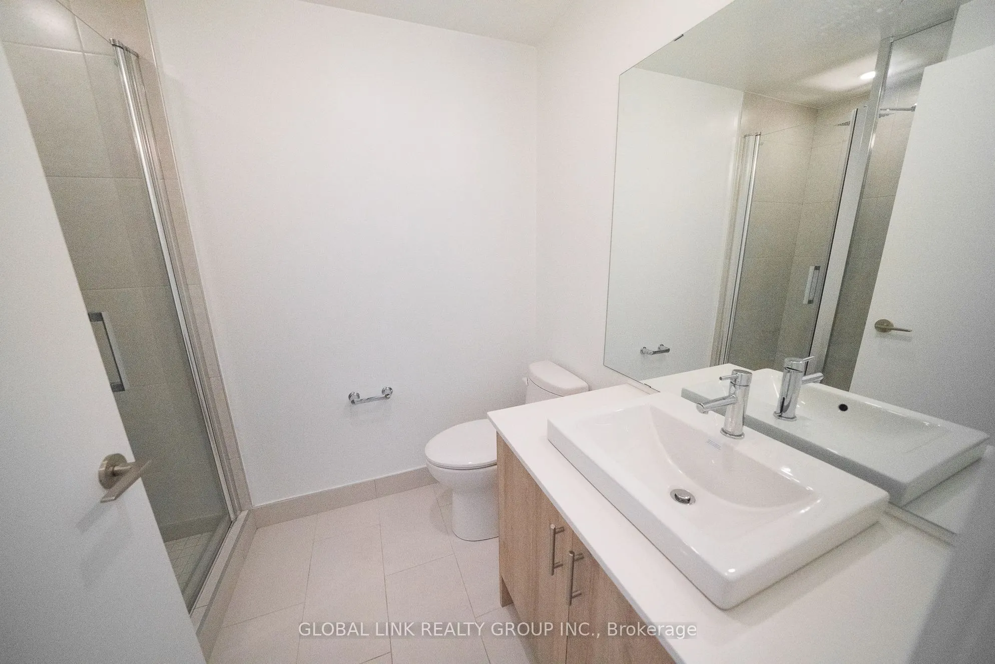 1195 The Queensway Way, #501