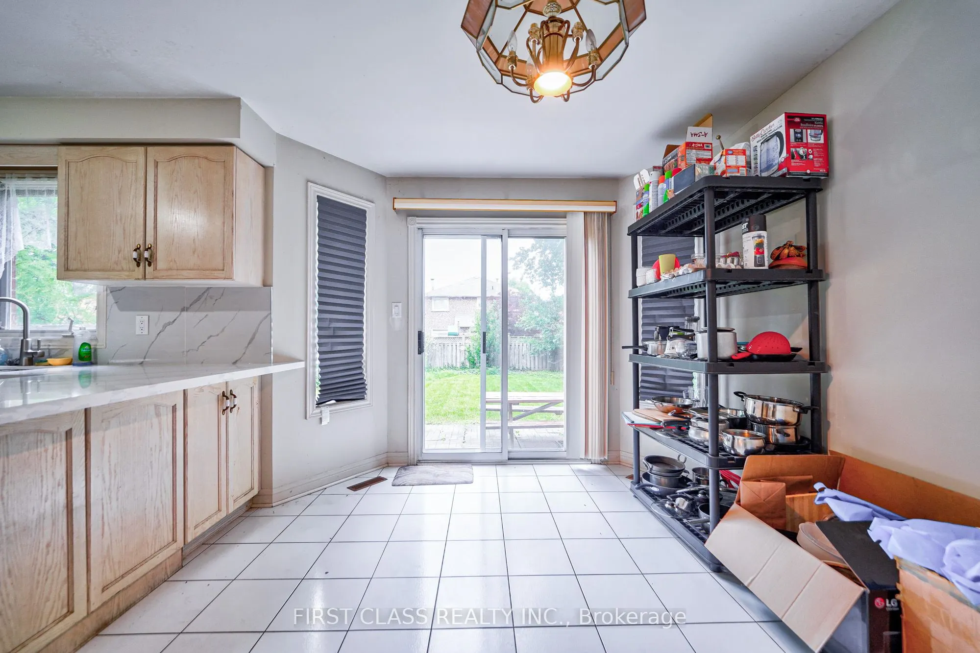 3309 Loyalist Drive, #Main & Upper