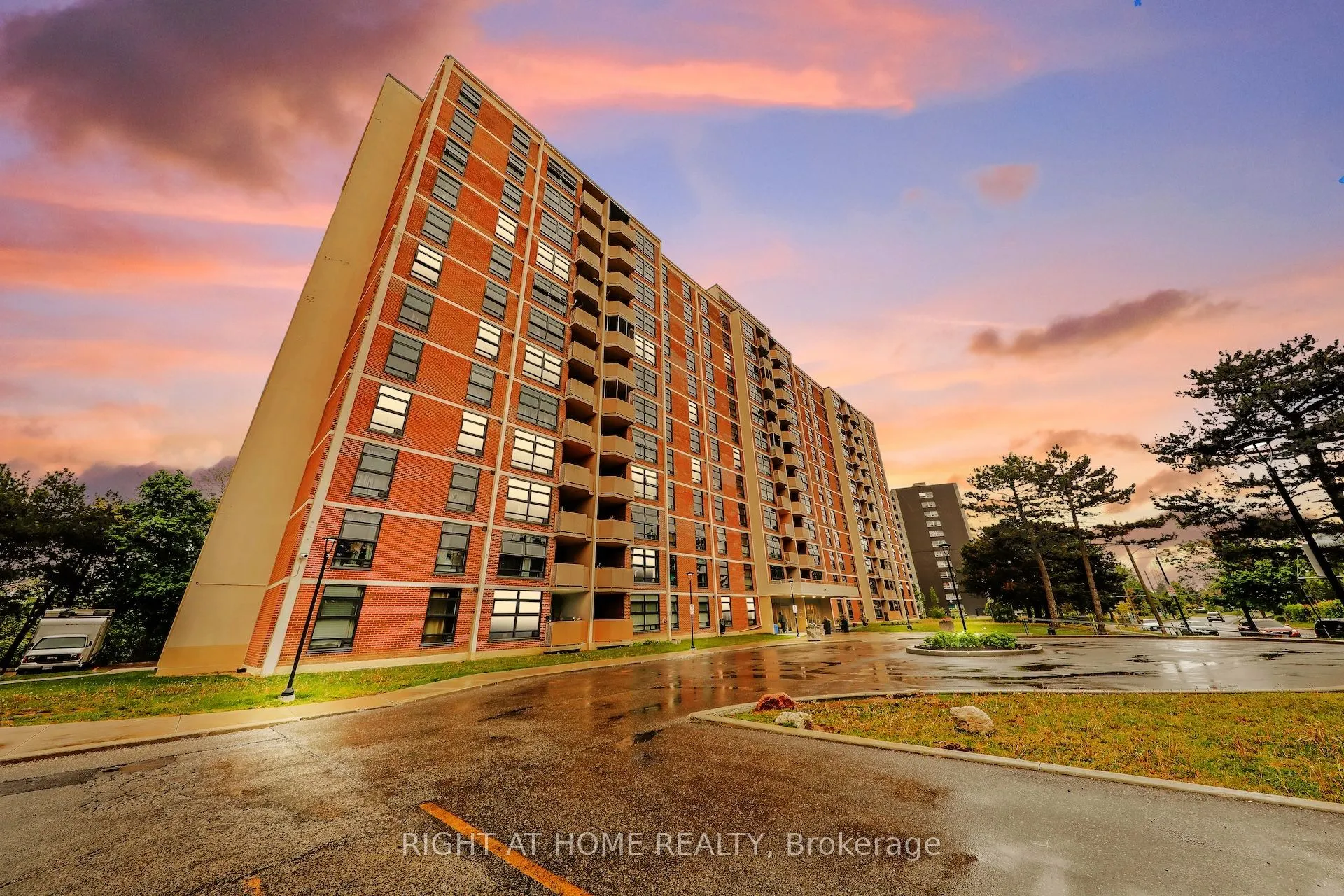 335 Driftwood Avenue, #701