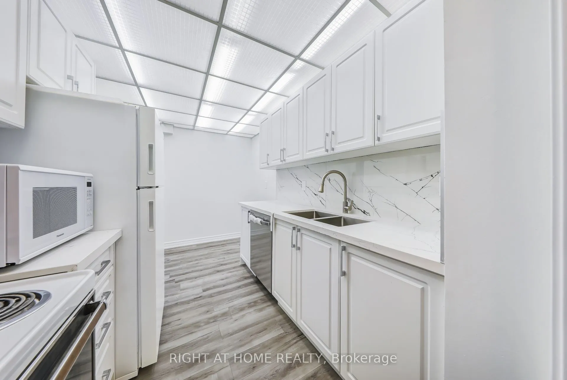 335 Driftwood Avenue, #701