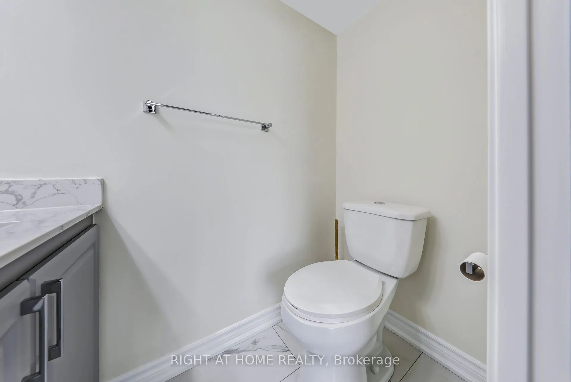 335 Driftwood Avenue, #701