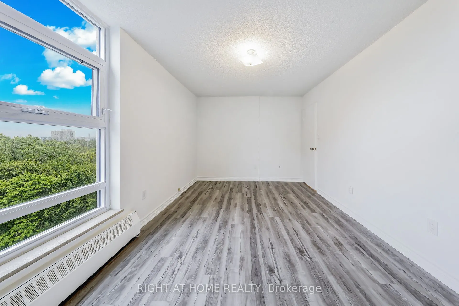 335 Driftwood Avenue, #701