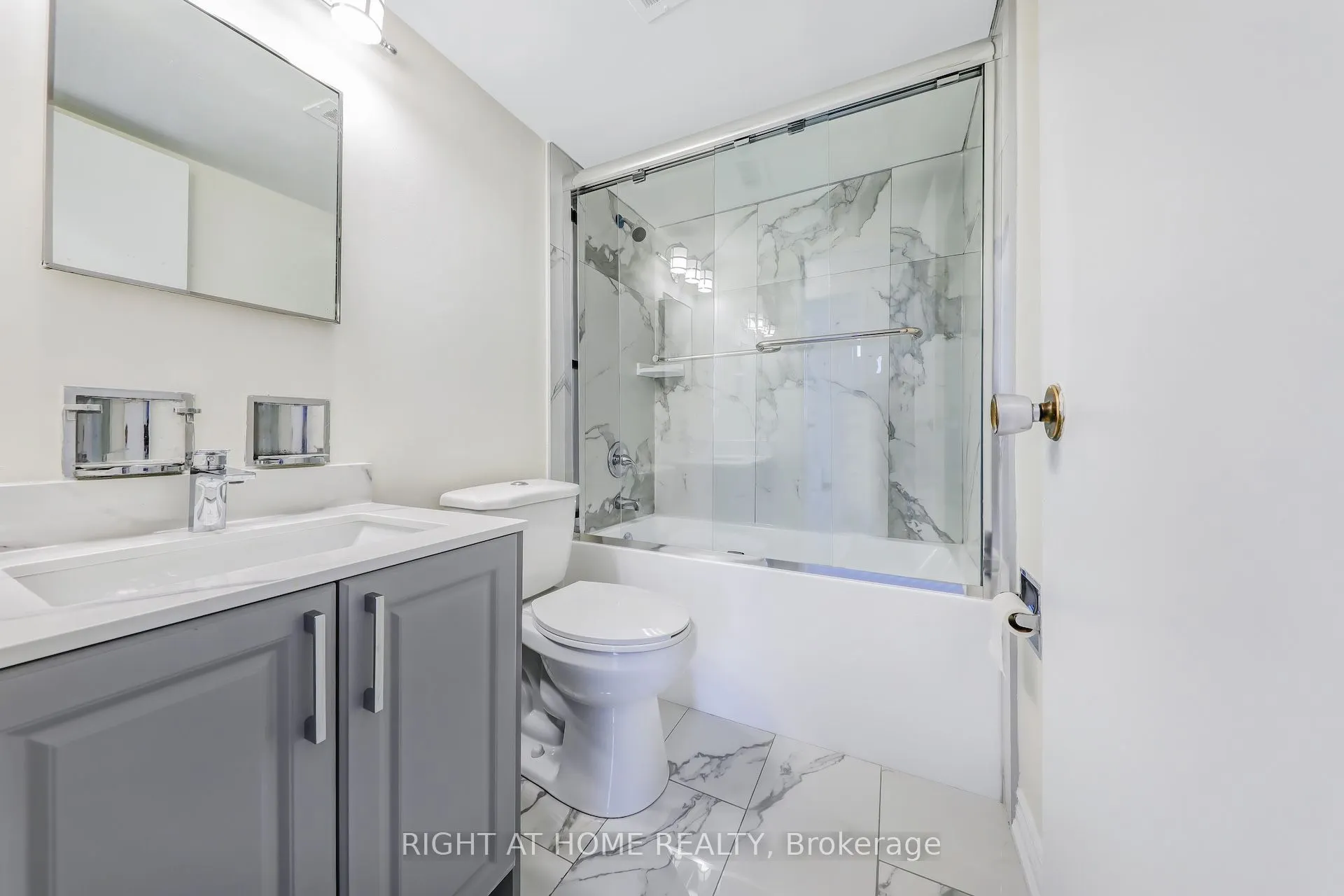 335 Driftwood Avenue, #701
