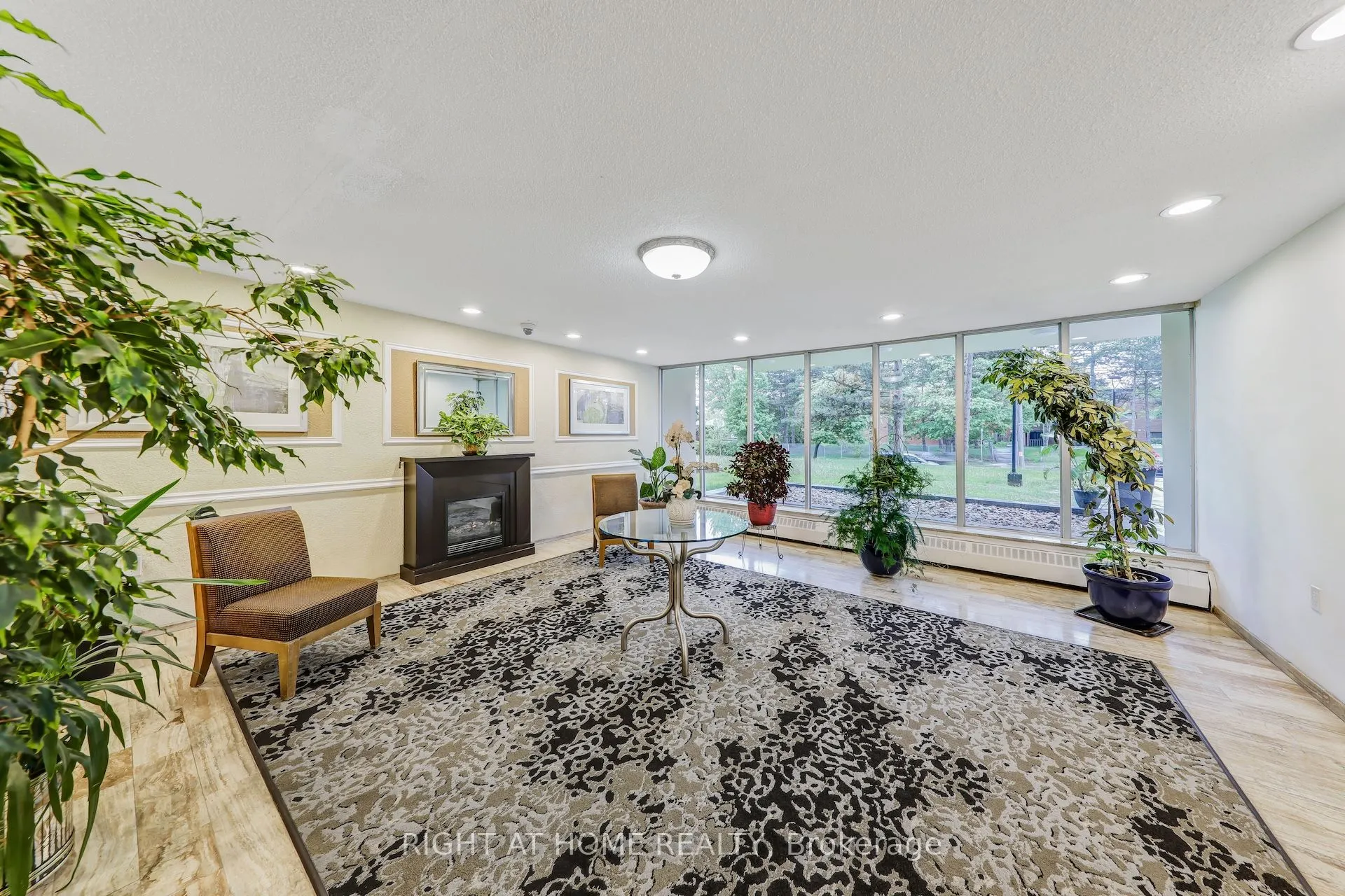 335 Driftwood Avenue, #701