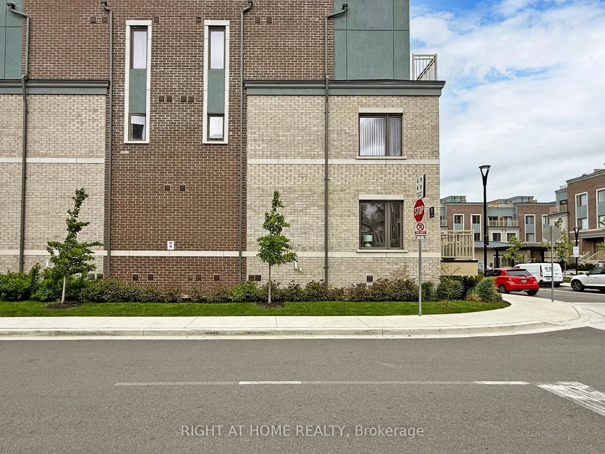 20 Lloyd Janes Lane, #173