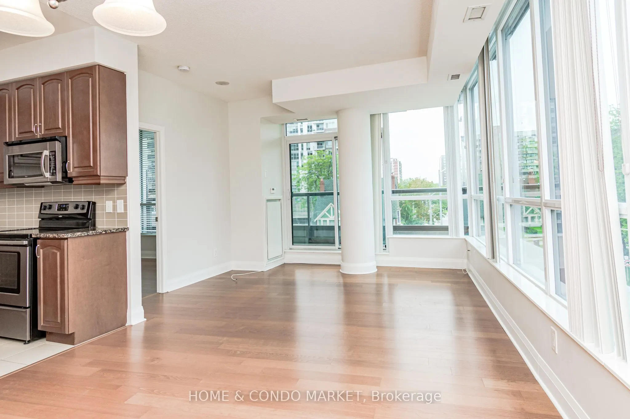 1 Hurontario Street, #315