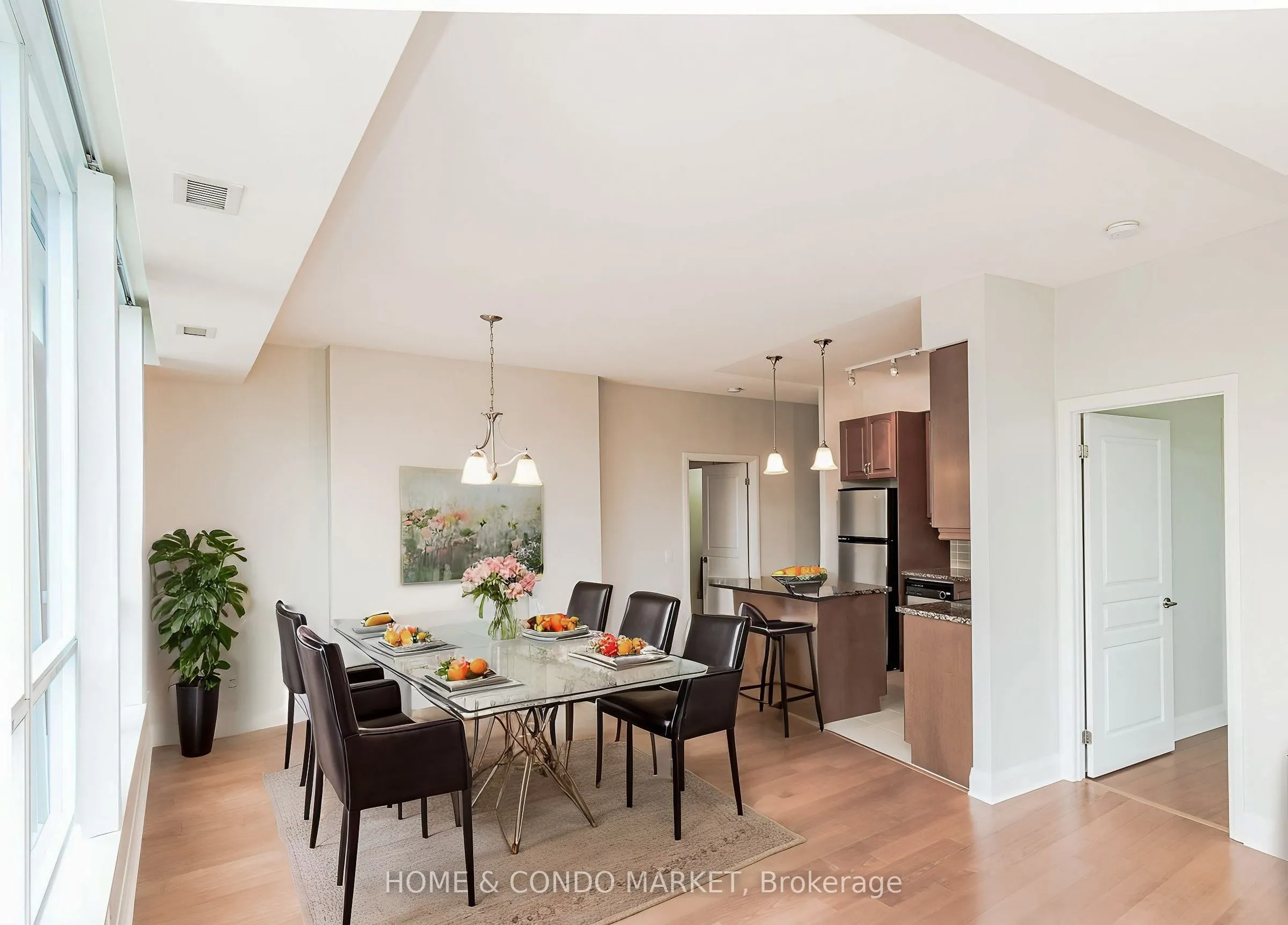 1 Hurontario Street, #315