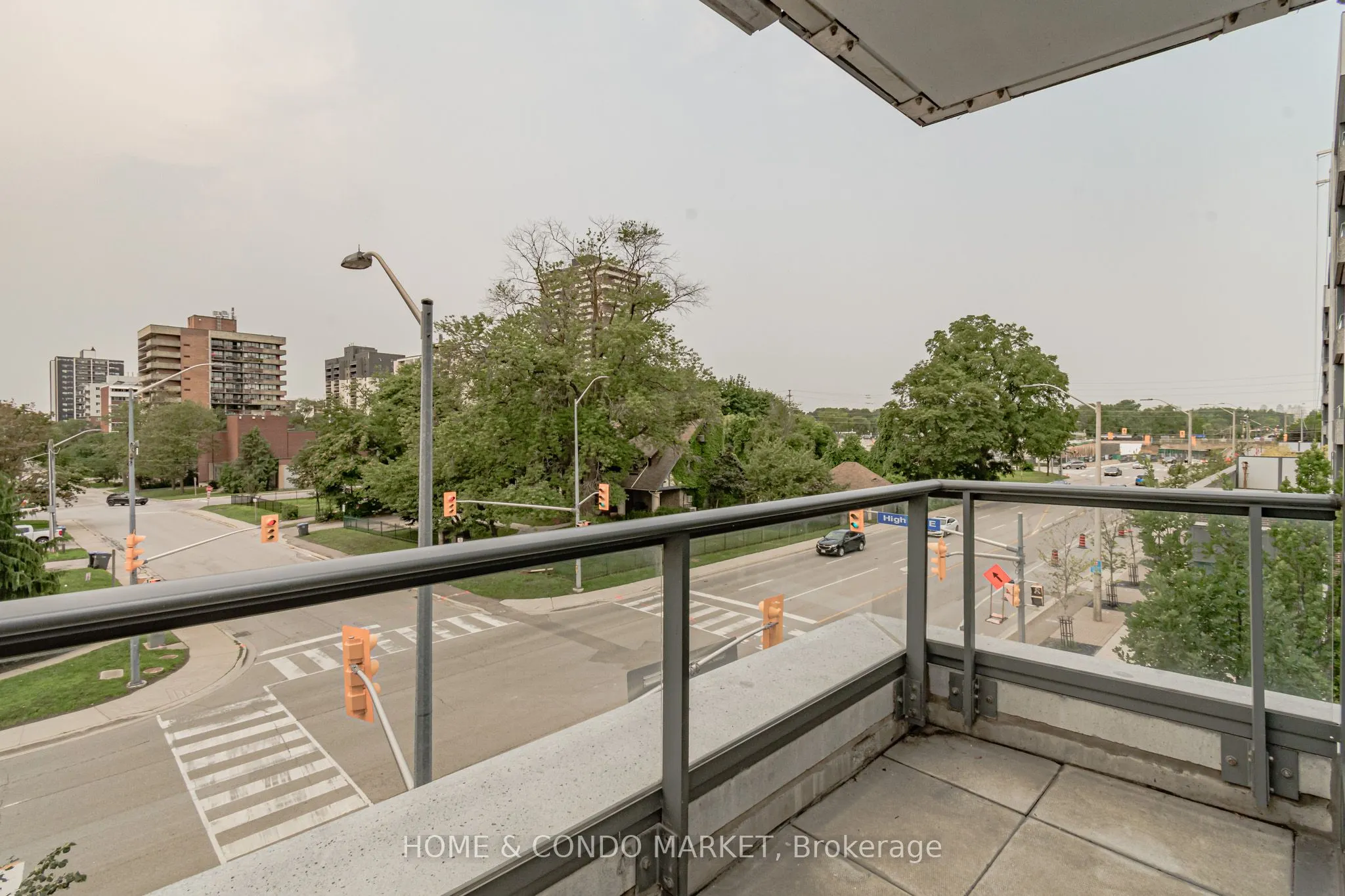 1 Hurontario Street, #315