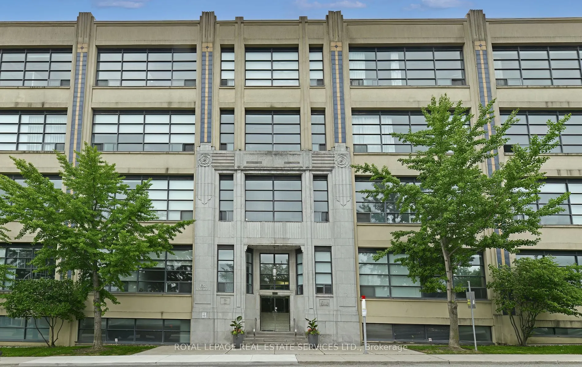 1001 Roselawn Avenue, #205