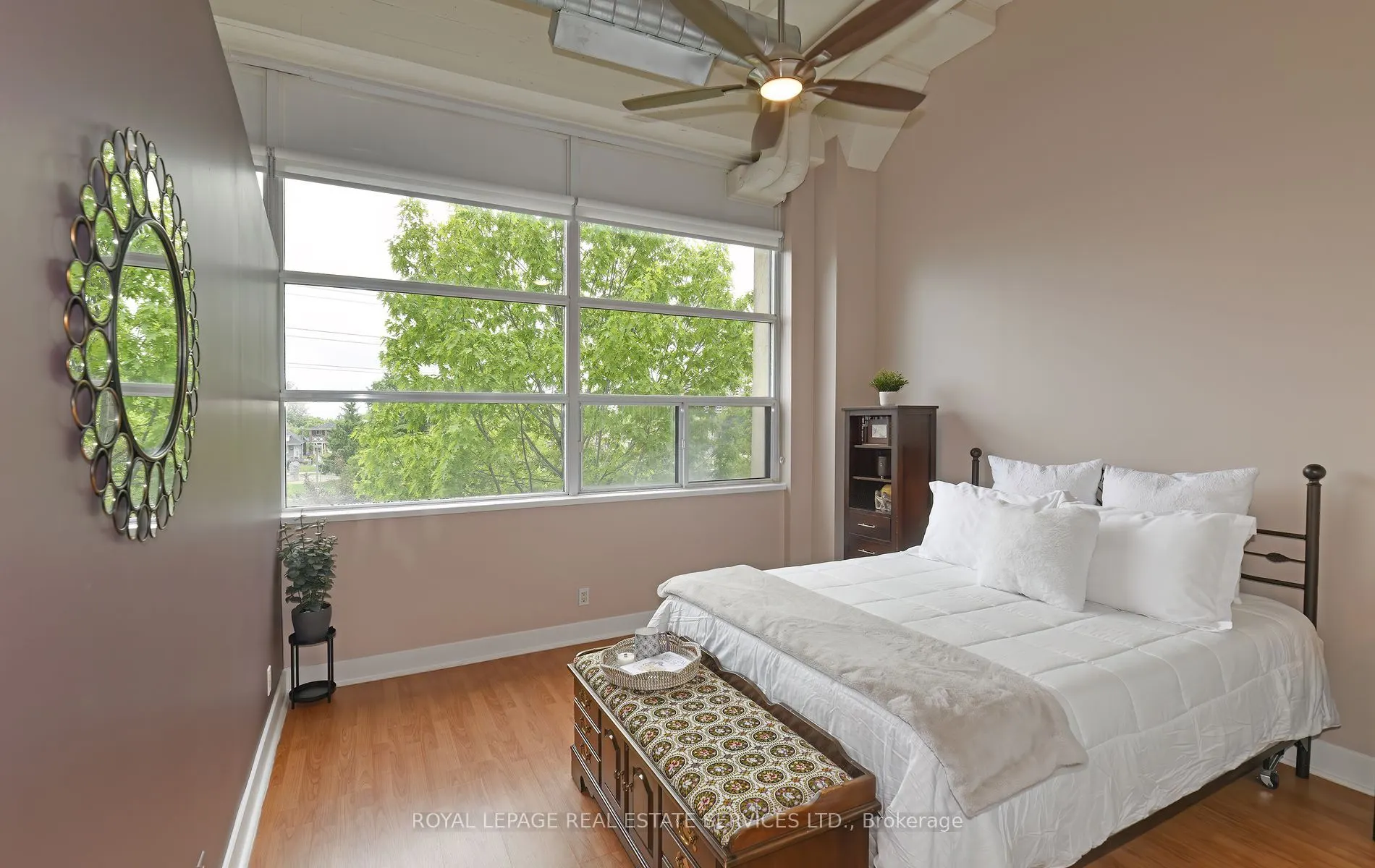 1001 Roselawn Avenue, #205