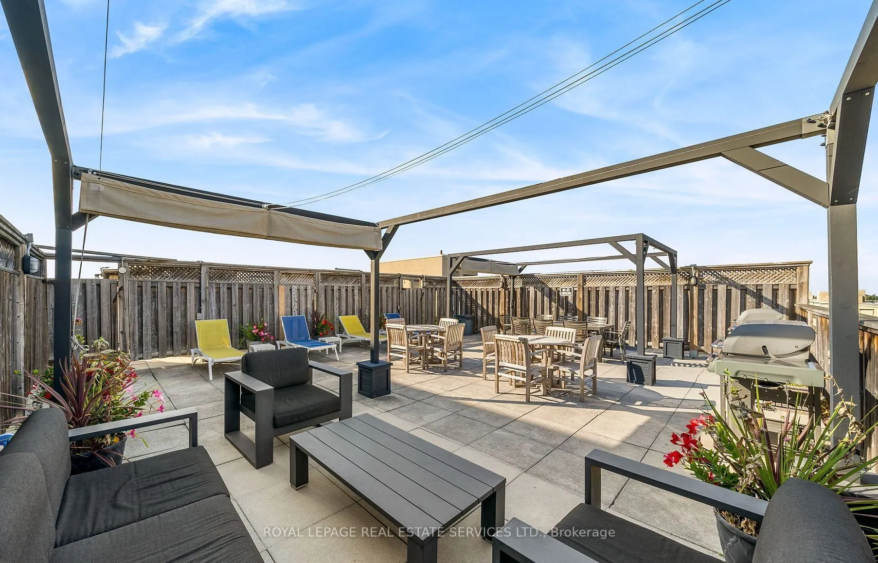 1001 Roselawn Avenue, #205
