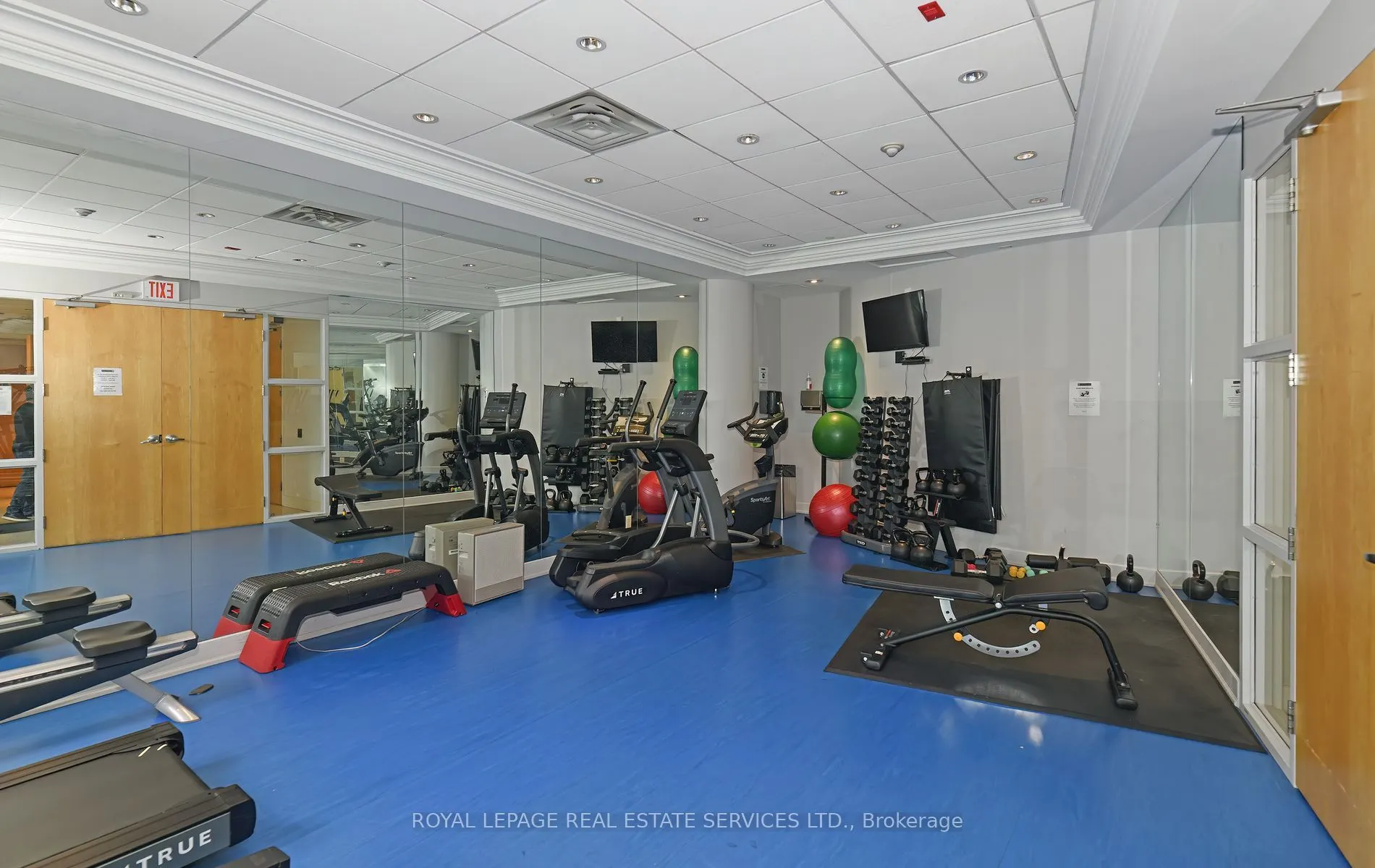 1001 Roselawn Avenue, #205