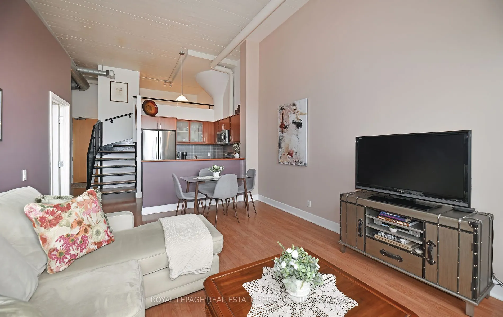 1001 Roselawn Avenue, #205