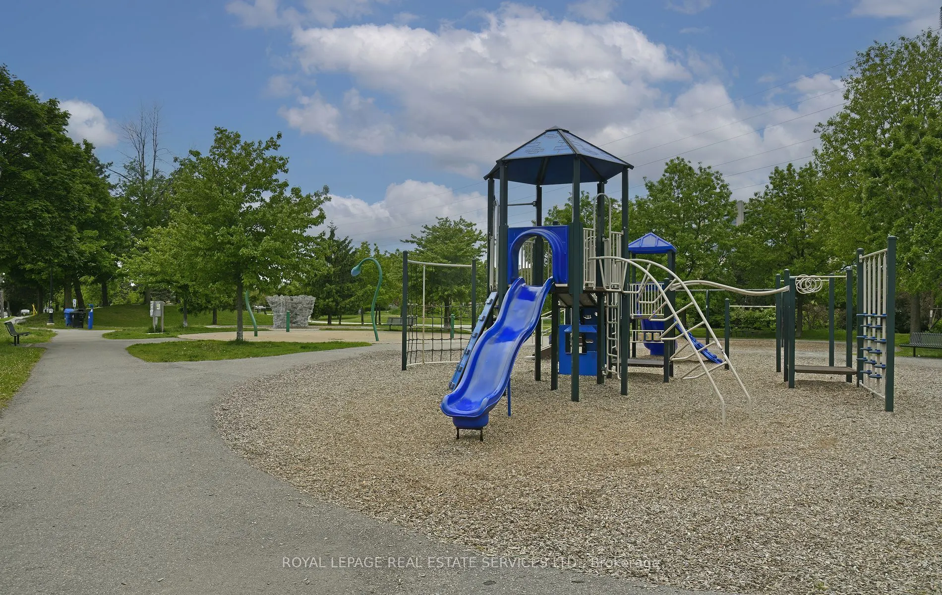 1001 Roselawn Avenue, #205