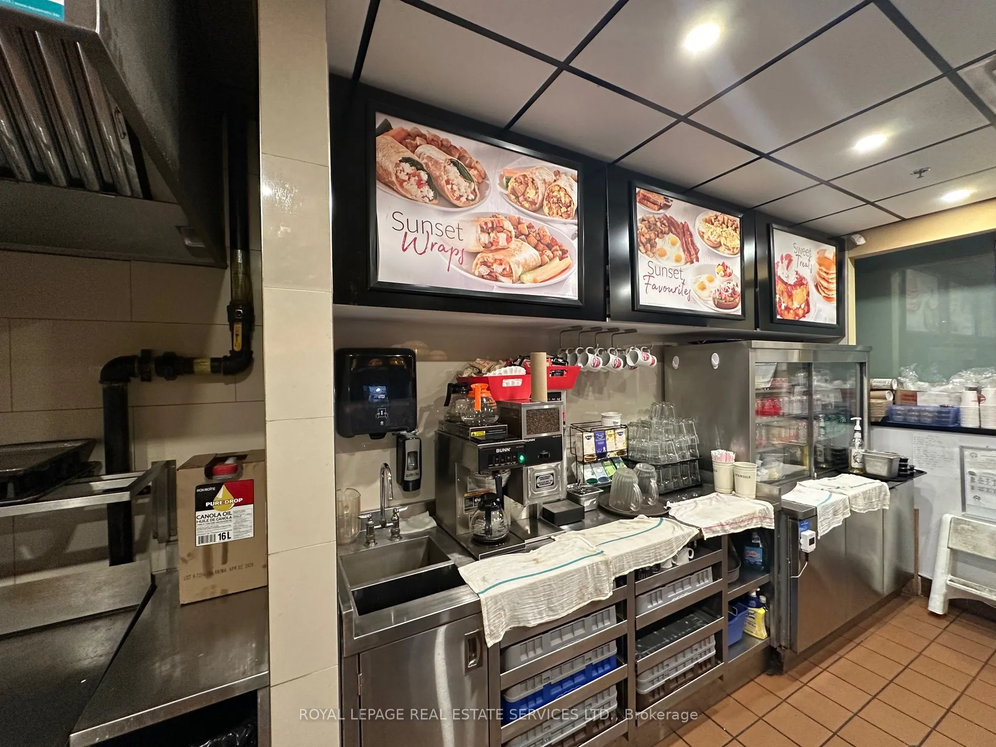 507 Lakeshore Road