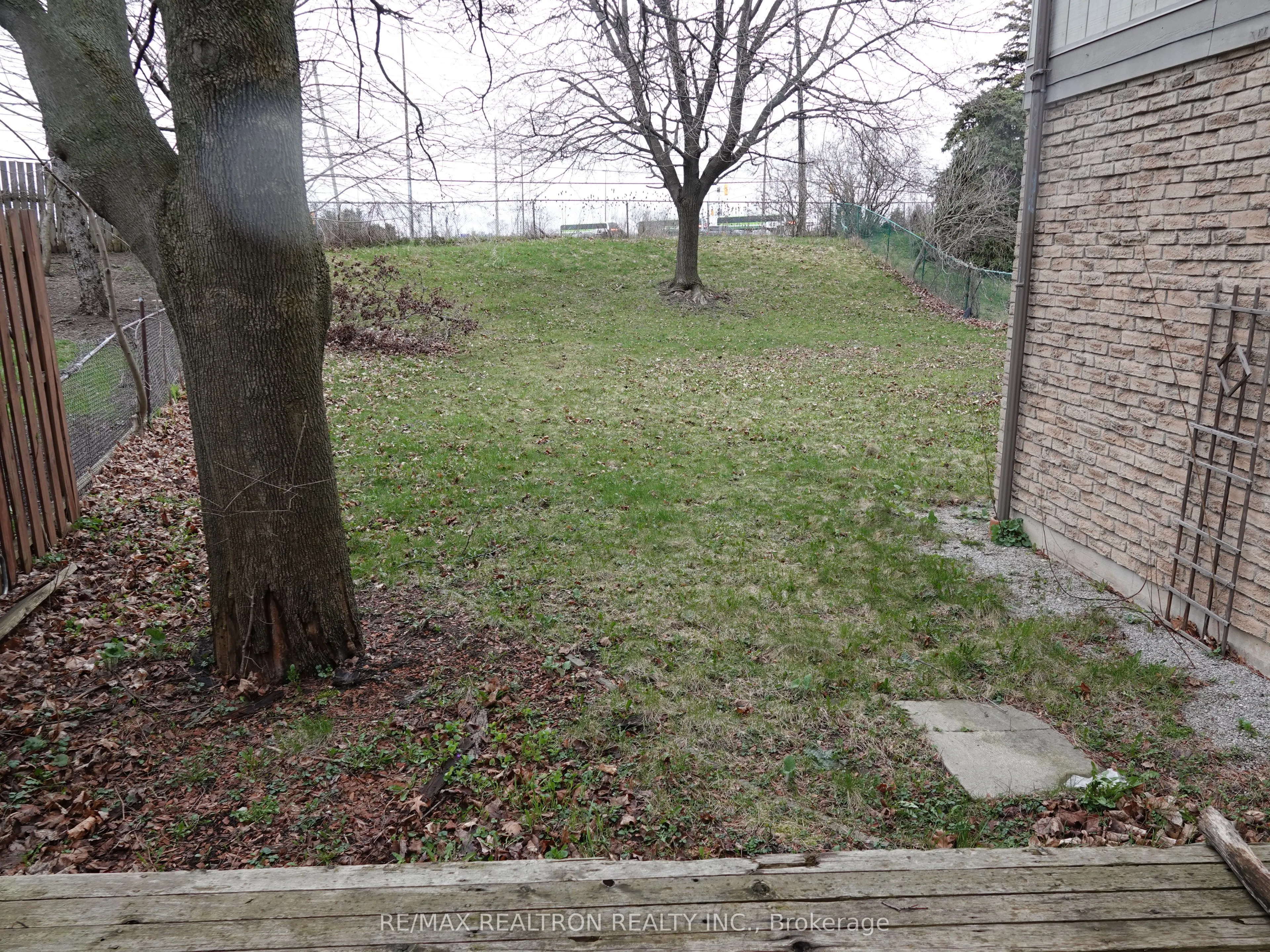 4272 Gayling Gardens