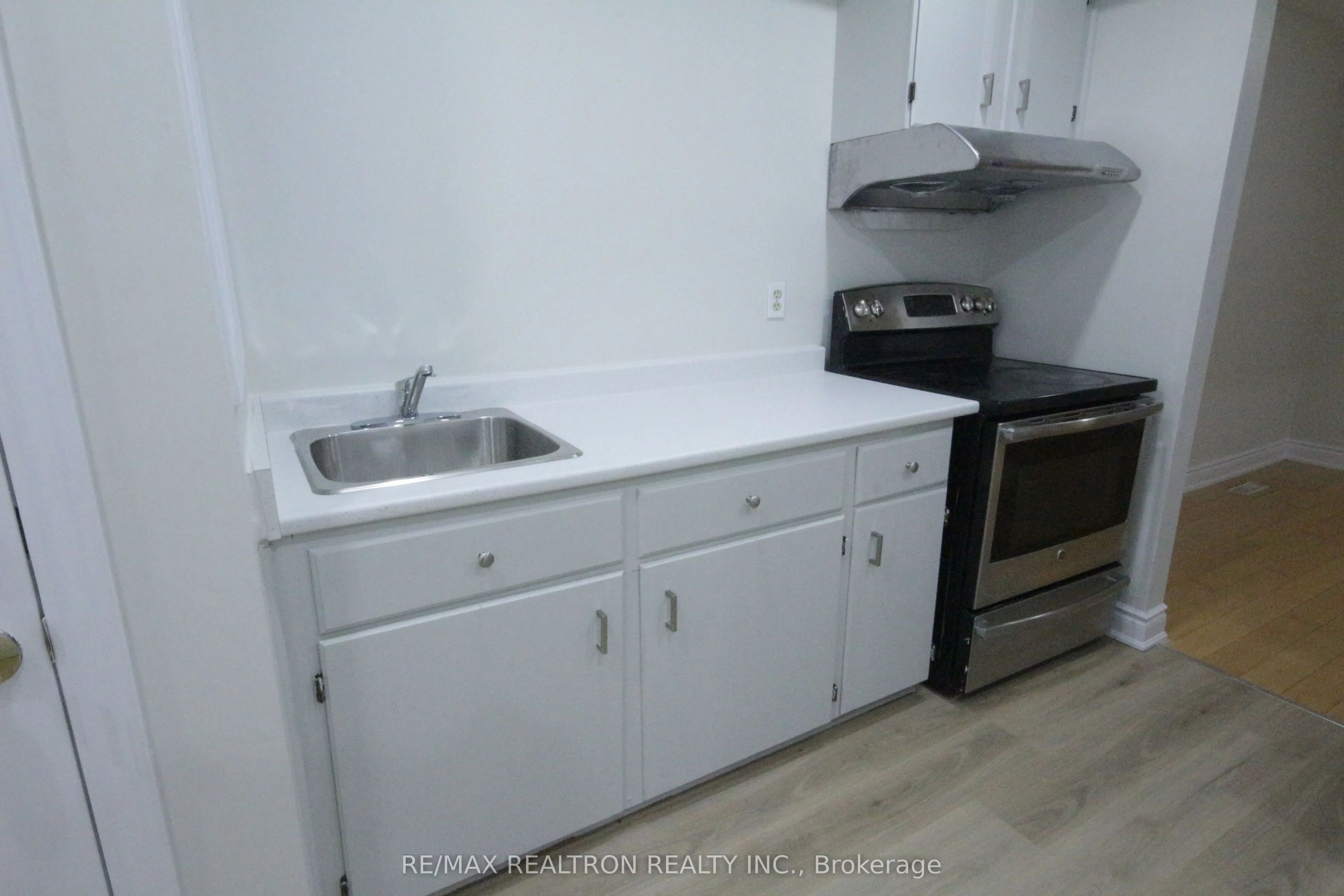 4272 Gayling Gardens