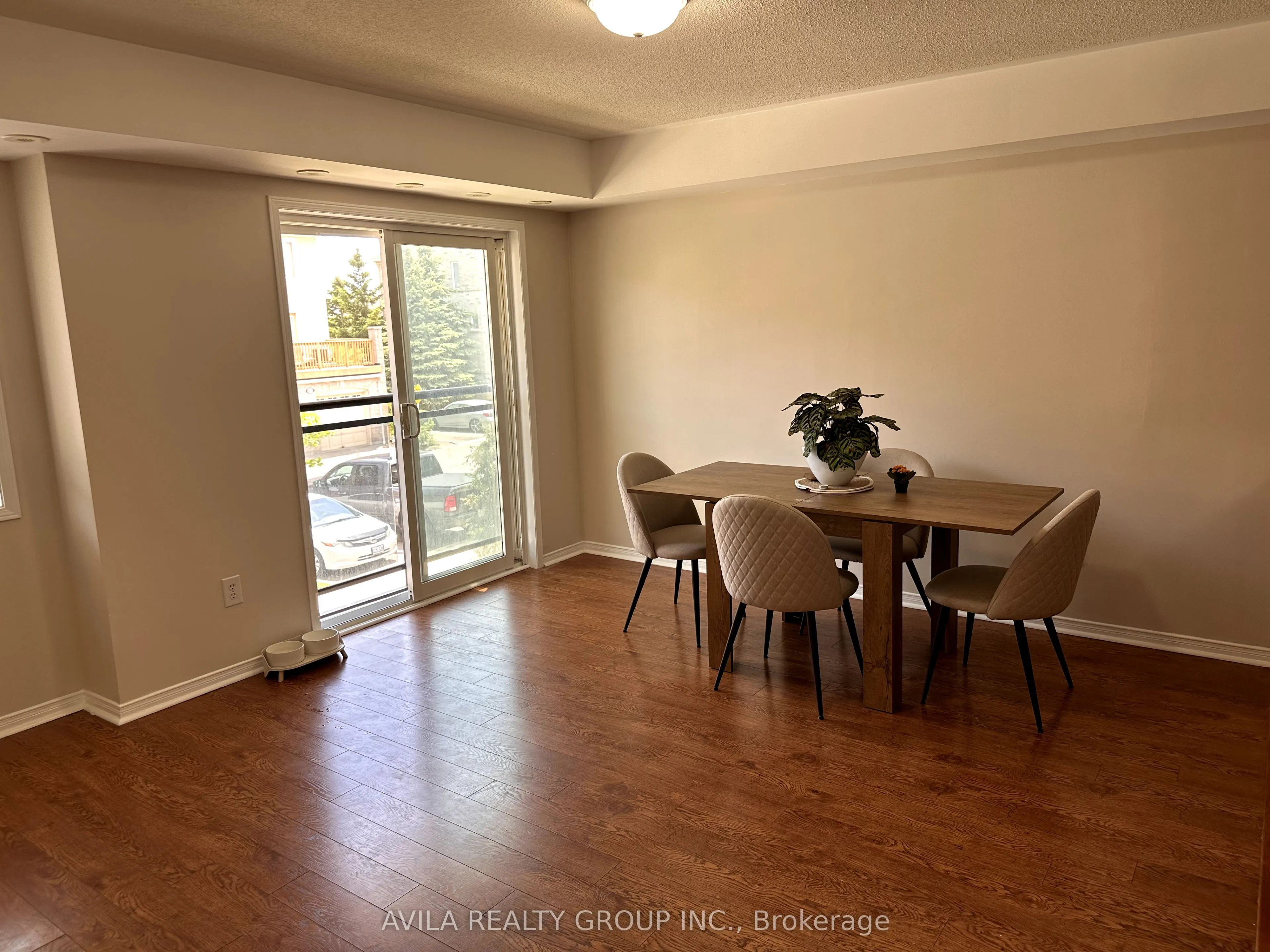 4975 Southampton Drive, #144