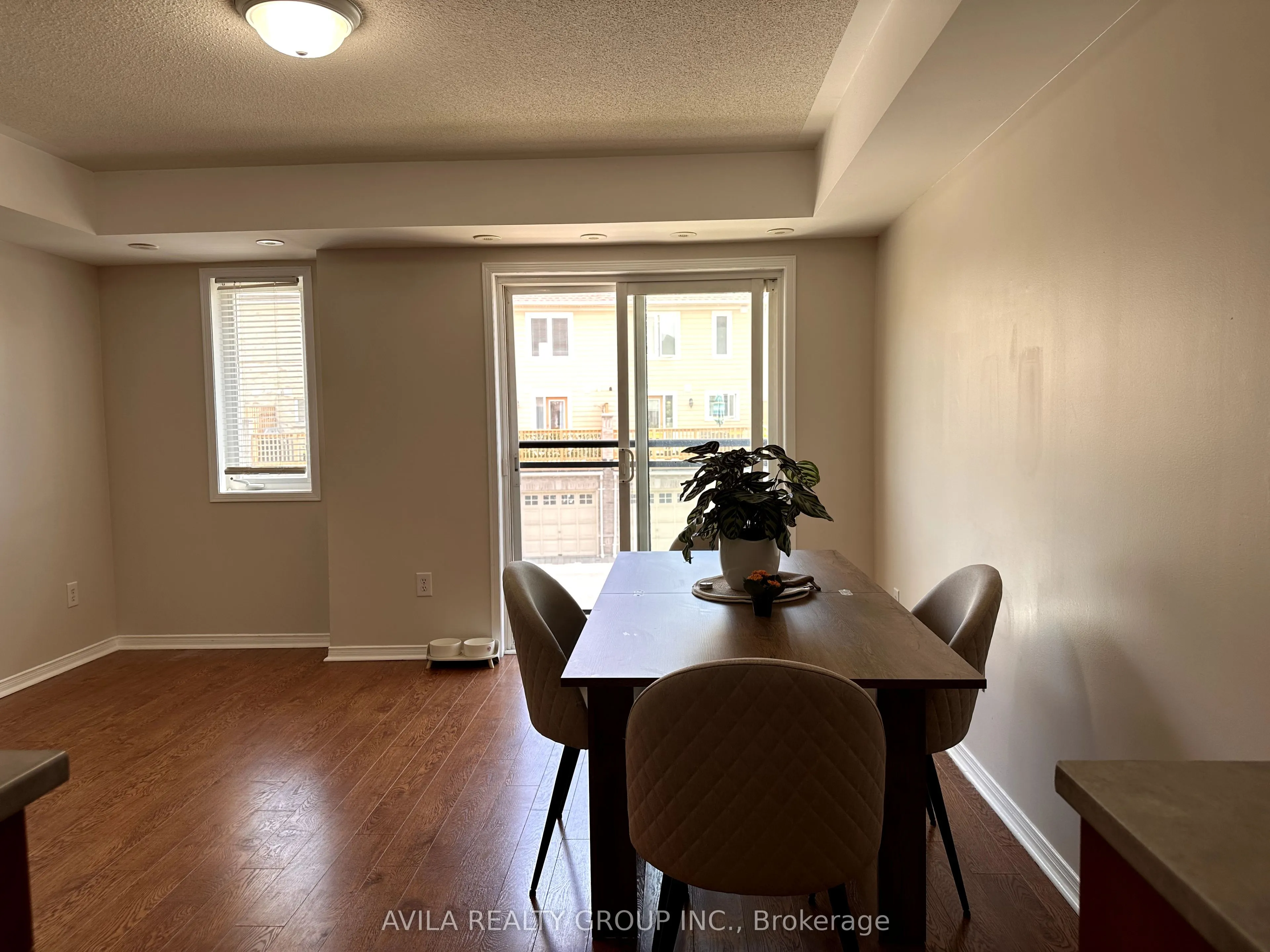 4975 Southampton Drive, #144