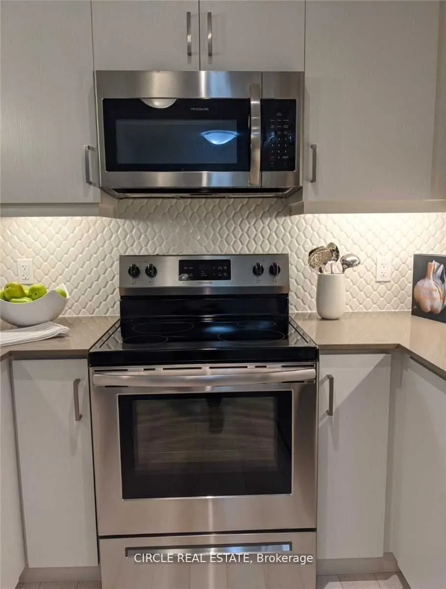 15 Lynch Street, #1505