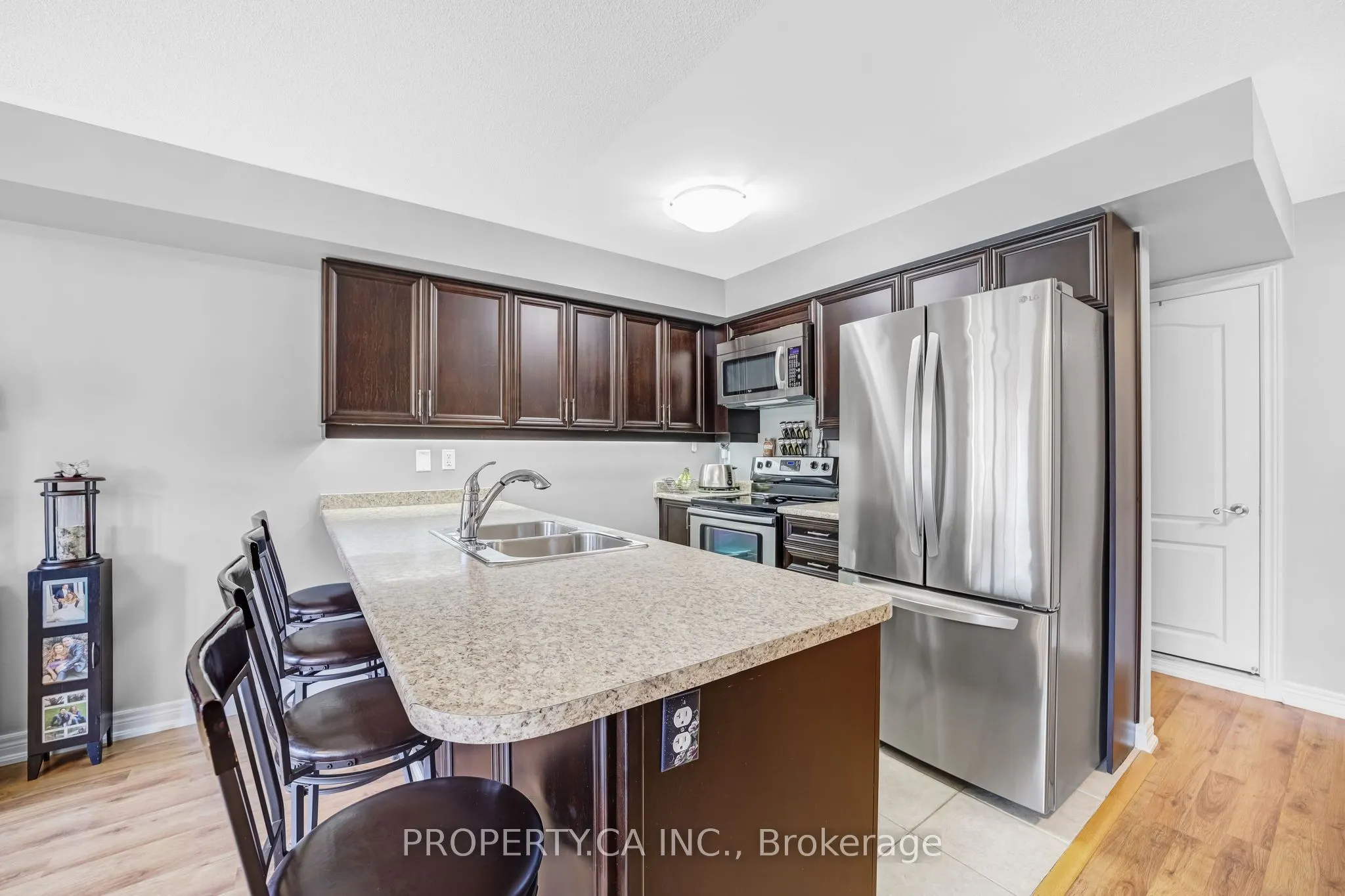 157 Isaac Devins Boulevard, #6