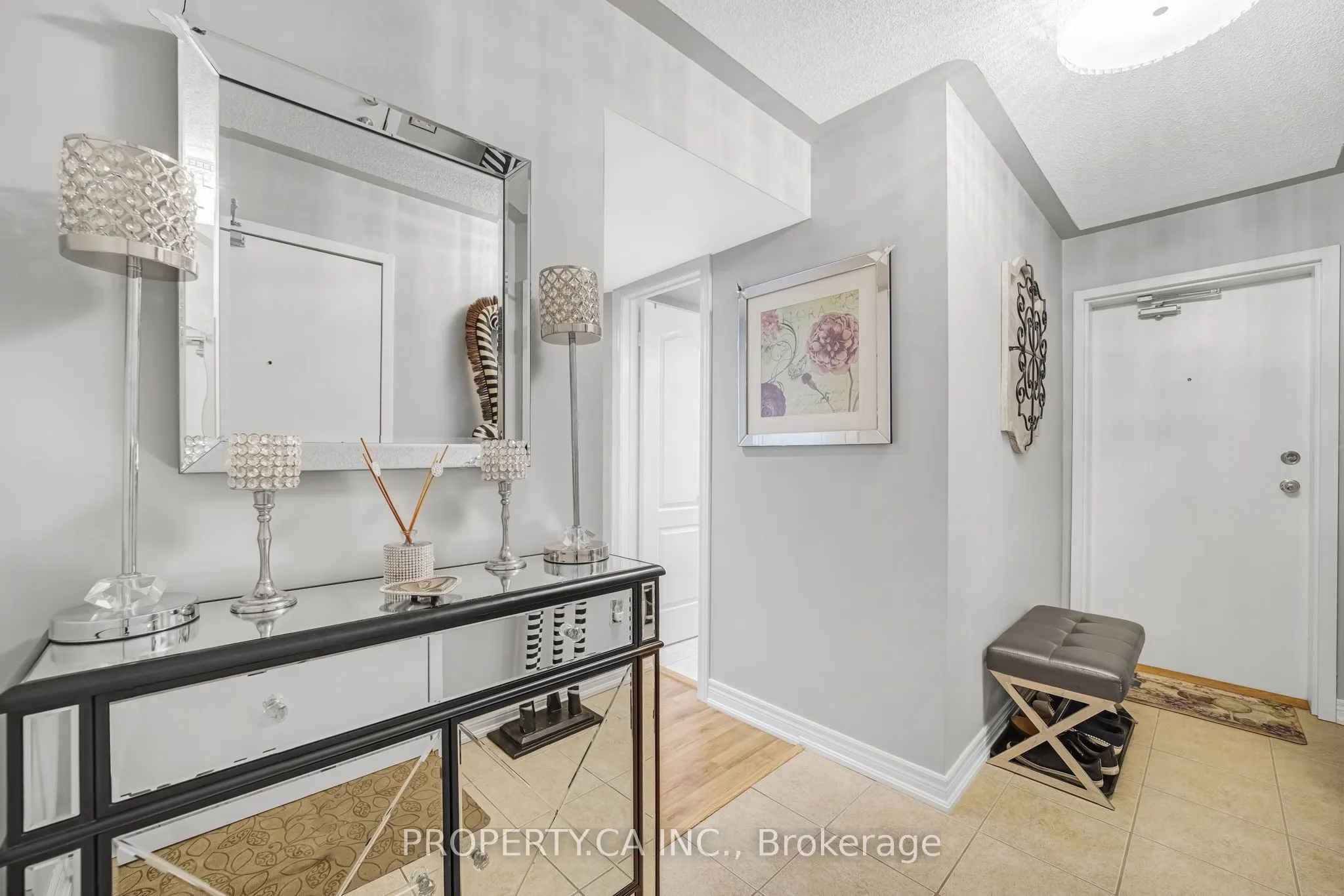 157 Isaac Devins Boulevard, #6