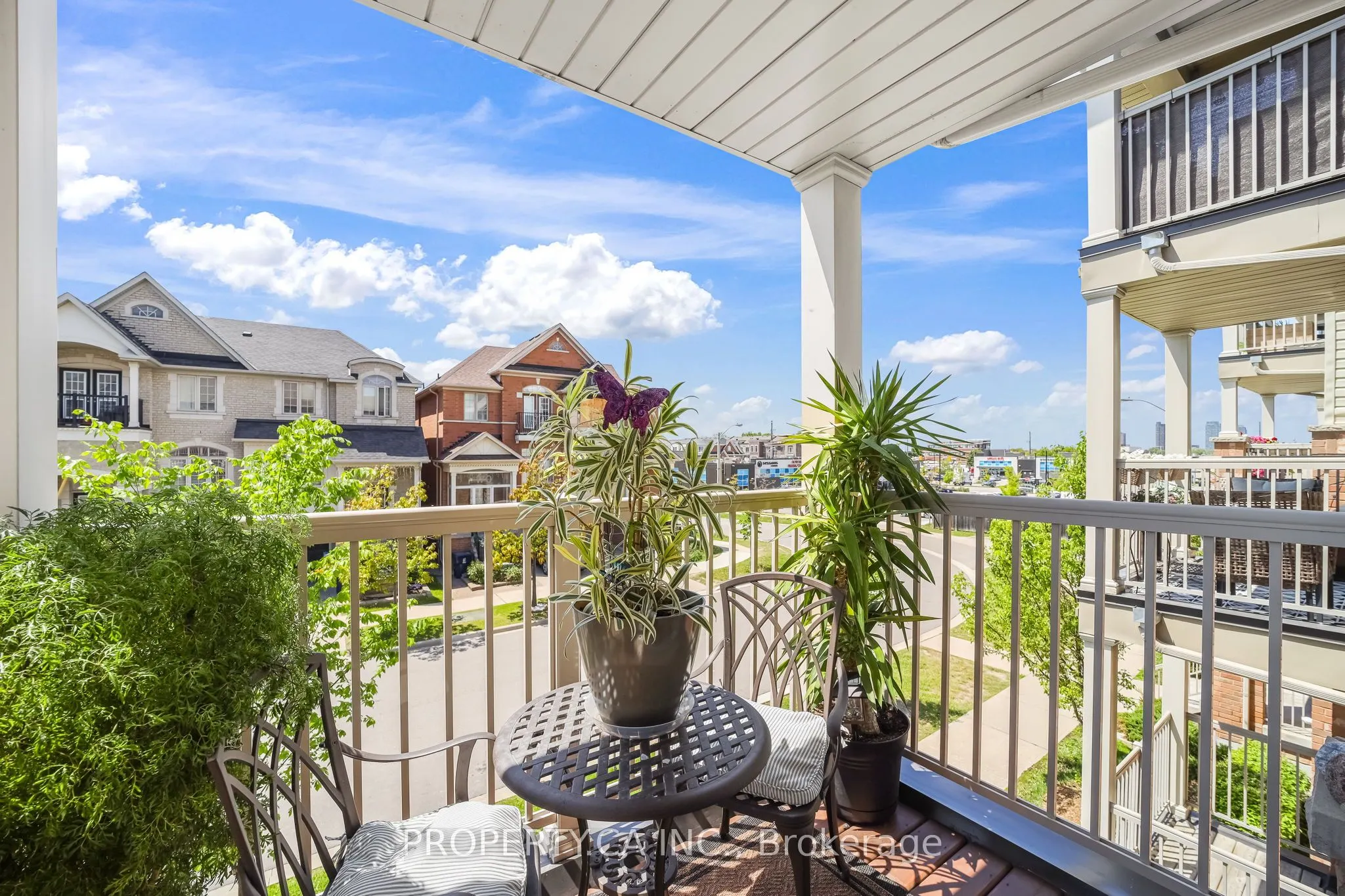 157 Isaac Devins Boulevard, #6