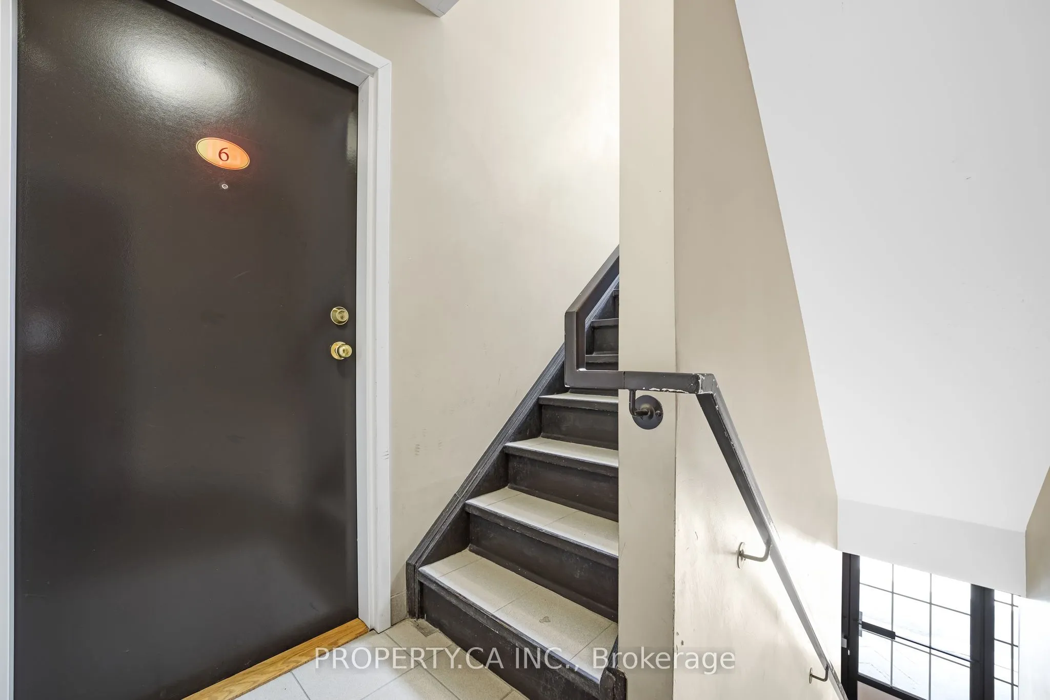 157 Isaac Devins Boulevard, #6