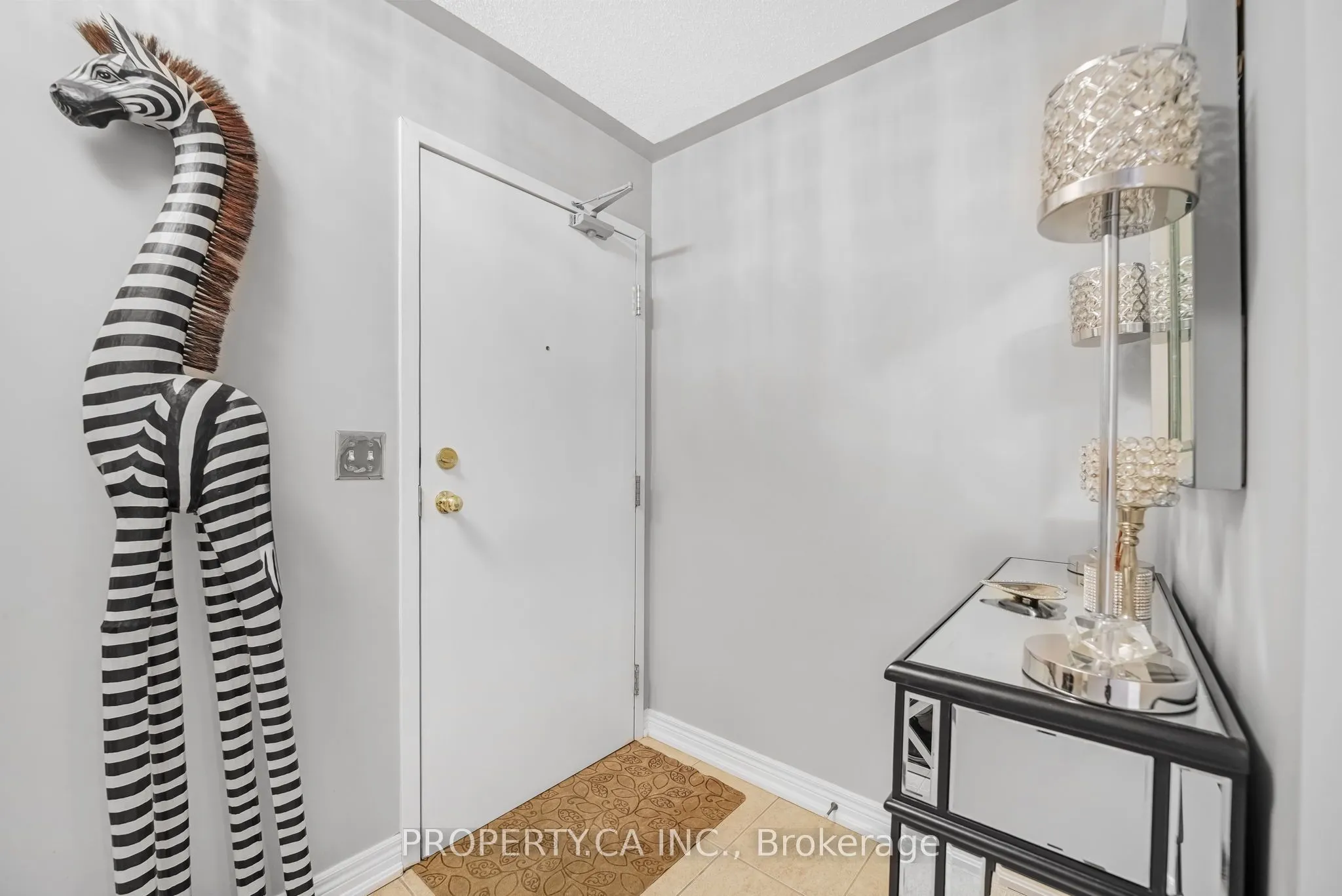 157 Isaac Devins Boulevard, #6