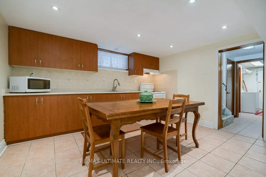 68 Caledonia Road