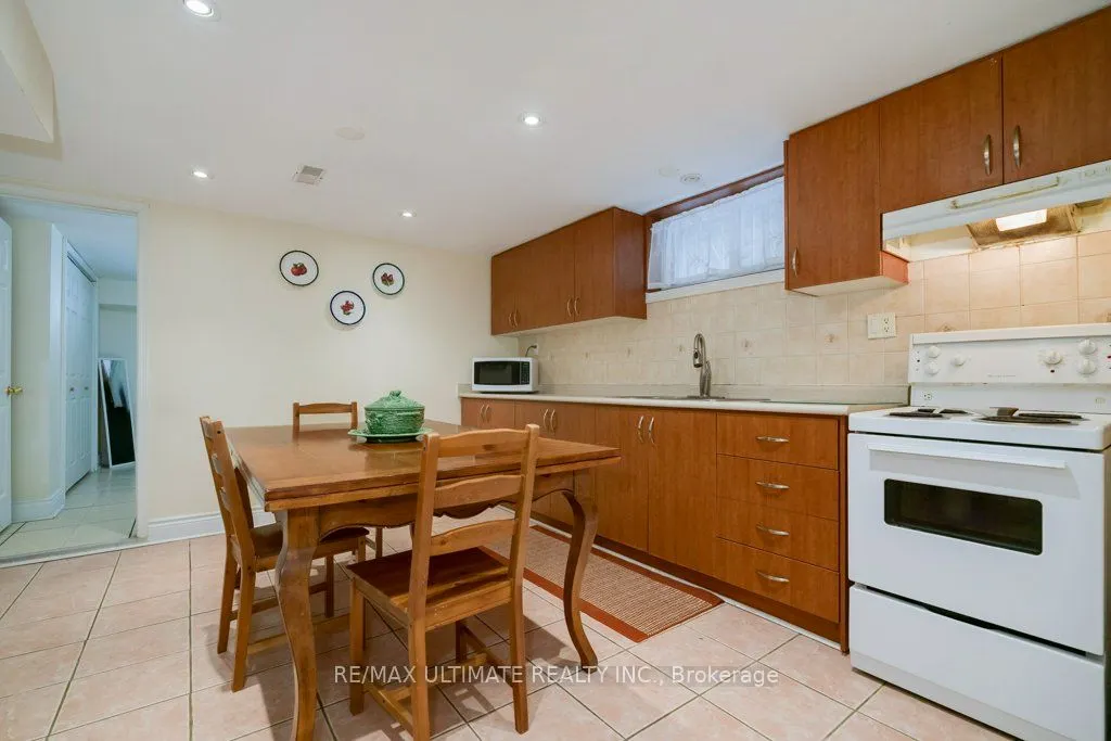 68 Caledonia Road