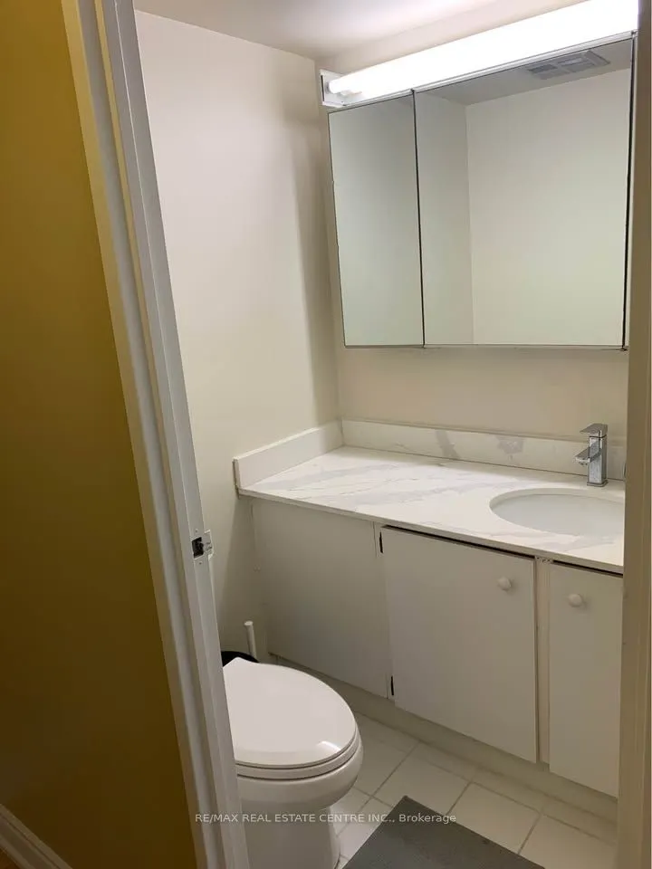 3700 Kaneff Crescent, #501