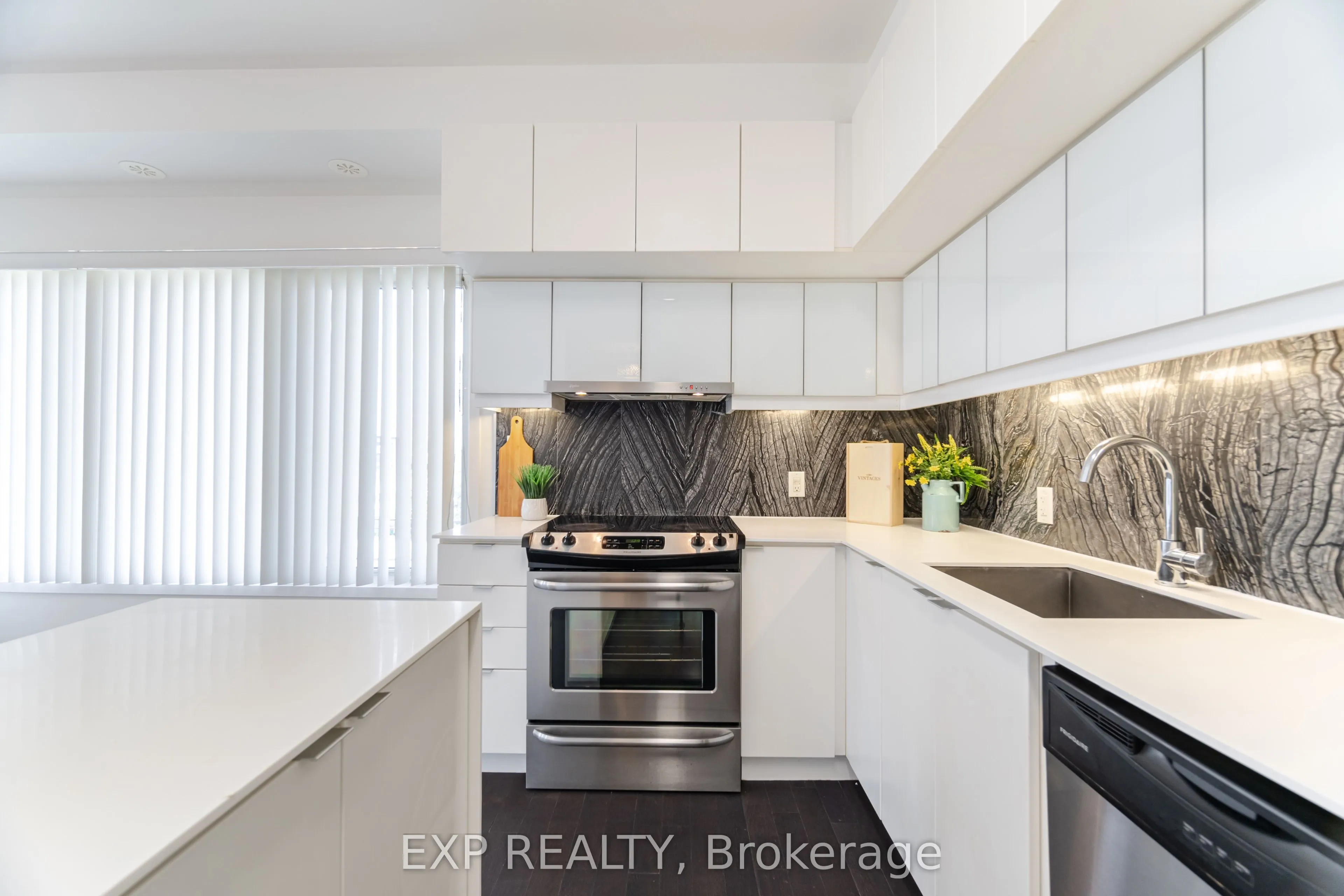 5025 Harvard Road, #305