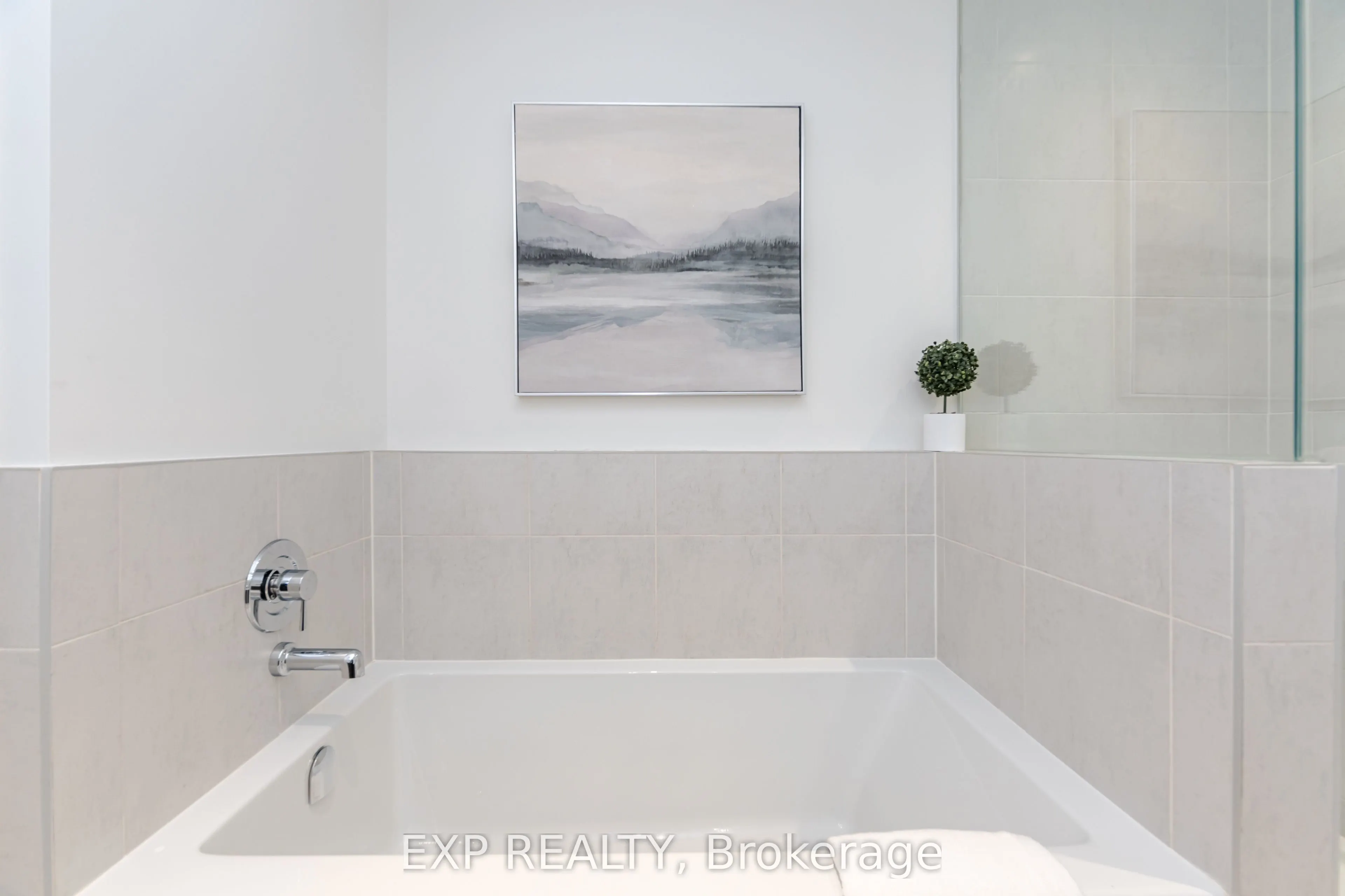 5025 Harvard Road, #305