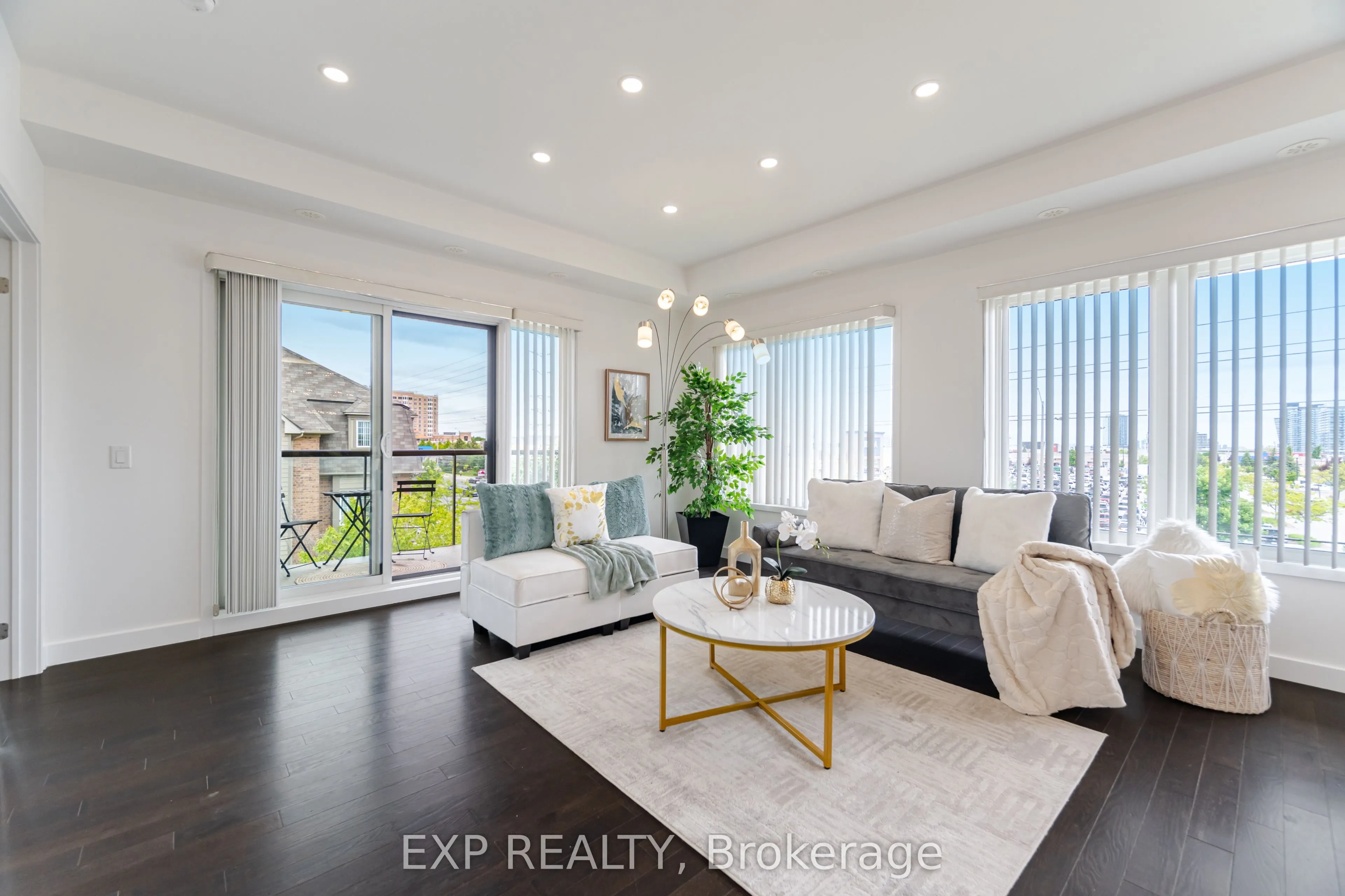 5025 Harvard Road, #305