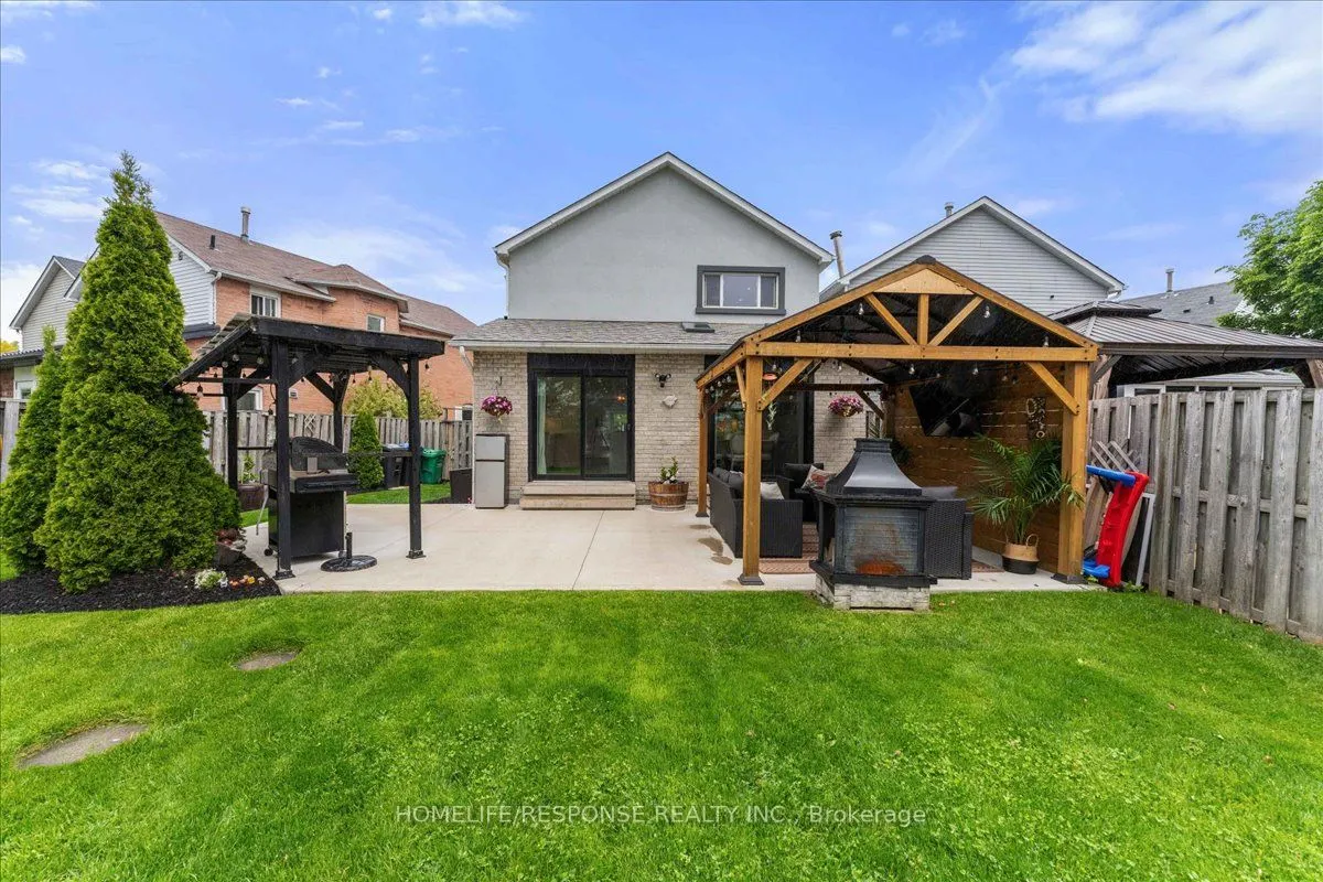 3196 Cambourne Crescent