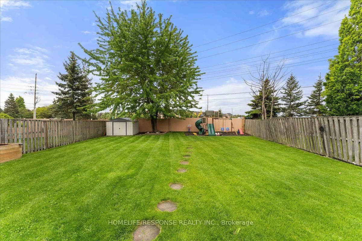 3196 Cambourne Crescent