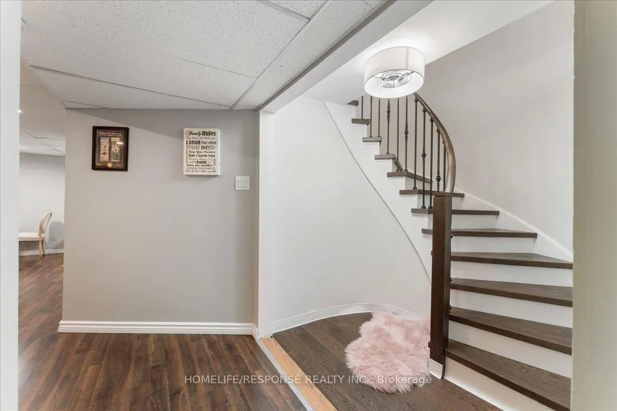 3196 Cambourne Crescent