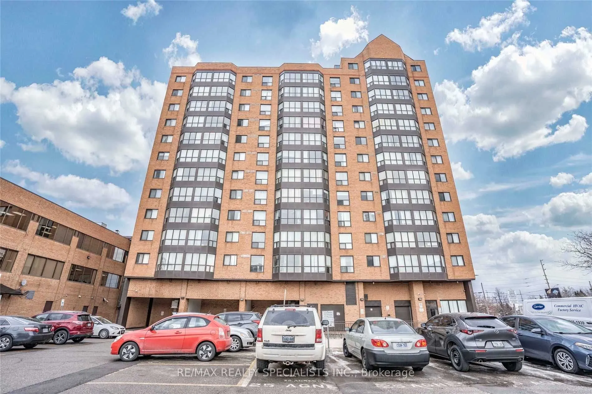 25 Agnes Street, #301